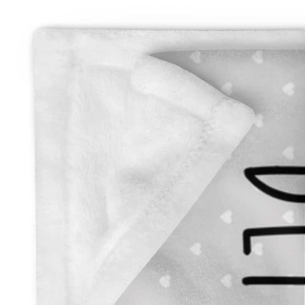Personalisierte Decke Mäuse Herz Kuscheldecke mit Namen, Personalisierte Decke, Decke mit Namen, Decke bedrucken, Kuscheldecke bedrucken, Liebe, Partner, Freund, Freundin, Ehemann, Ehefrau, Heiraten, Verlobung, Heiratsantrag, Liebesgeschenk, Jahrestag, Hocheitstag, Maus, Geschenk für zwei, Gemeinsamkeit, Liebesbotschaft, Lieblingsmensch, Hochzeit, Liebesbeweis, Mäuse, Love