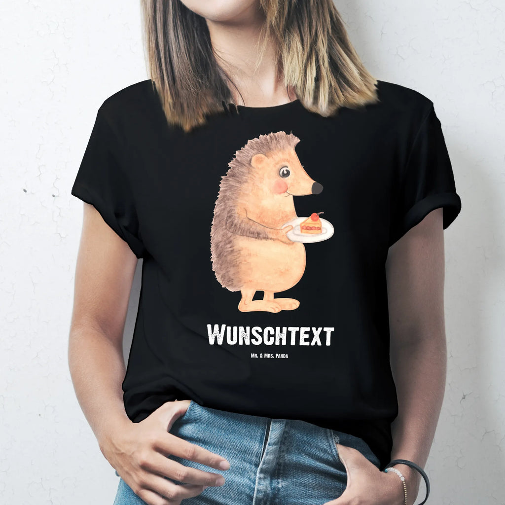 Rozmiar L Personalizowana koszulka jeż kawałek ciasta T-Shirt mit Aufruck, Bedrucken, T-Shirt mit Namen, T-Shirt Personalisiert, Wunschtext, Lustige Sprüche, Gute Laune, Tiere, Tiermotive, Einladung Party, Igel, Geburtstagskuchen, Kuchen Backen, Kuchen, Backen Geschenk, Torte, Essen Spruch
