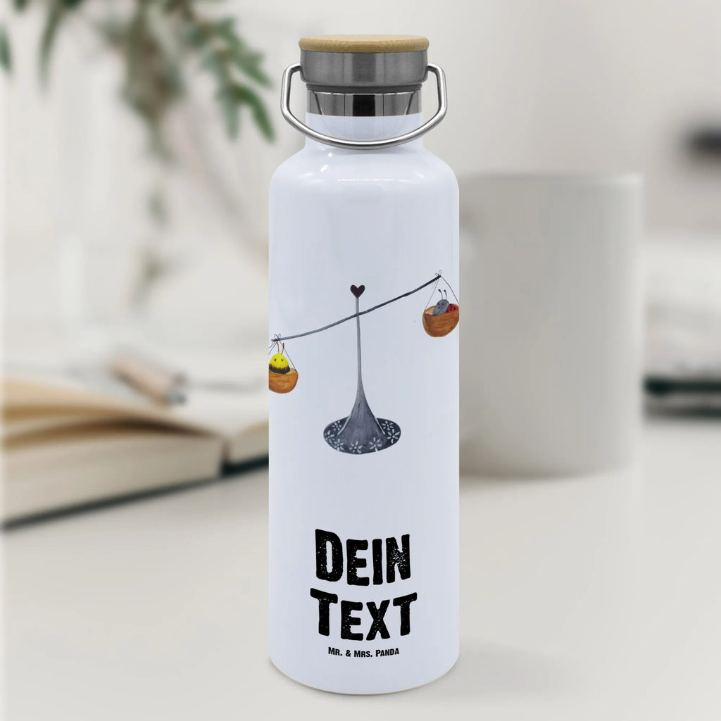 Personalisierte Trinkflasche Sternzeichen Waage Trinkflasche Für Schule Mit Wunschtext, Trinkflasche Für Erwachsene Mit Gravur, Trinkflasche Mit Wunschtext, Geschenk Trinkflasche Personalisiert, Trinkbehälter Mit Namen, Kunststoff Trinkflasche Mit Wunschtext, Auslaufsichere Trinkflasche Mit Wunschtext, Design Trinkflasche Mit Wunschtext, Trinkflasche Als Geschenk Mit Namen, Lustige Trinkflasche Mit Gravur, Trinkflasche Mit Klappdeckel Und Wunschtext, Glas Trinkflasche Mit Namen, Trinkflasche Mit Text, Trinkflasche Selbst Gestalten, Trinkflasche Für Damen Mit Namen, Trinkflasche Mit Namen, Edelstahl Trinkflasche Mit Gravur, Flasche Mit Gravur, BPA-Freie Trinkflasche Personalisiert, Wiederverwendbare Trinkflasche Mit Wunschtext, Wasserflasche Mit Namen, Trinkflasche Für Kinder Mit Namen, Trinkflasche Für Kita Mit Namen, Personalisierte Trinkflasche, Trinkflasche Mit Gravur, Trinkflasche Für Sport Mit Wunschtext, Trinkflasche Für Herren Mit Gravur, Trinkflasche Bedruckt Mit Namen, Thermo-Trinkflasche Mit Namen, Isolierte Trinkflasche Mit Gravur, Getränkeflasche Mit Wunschtext, Trinkflasche Für Büro Mit Gravur, Trinkflasche Mit Motiv Und Namen, Tierkreiszeichen, Sternzeichen, Horoskop, Astrologie, Aszendent, Geburtstag Oktober, Marienkäfer, Waage, Geschenk Oktober, Geschenk September, Waage Geschenk, Biene, Gleichgewicht, Waage Sternzeichen, Geburtstag September, Hummel