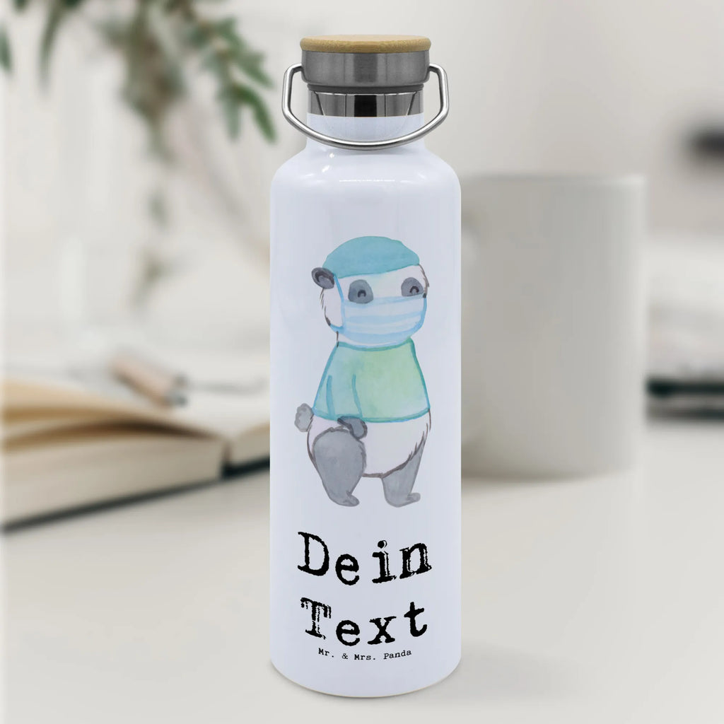 Personalisierte Trinkflasche Operationsassistent mit Herz Edelstahl Trinkflasche Mit Gravur, Personalisierte Trinkflasche, Trinkflasche Mit Gravur, Lustige Trinkflasche Mit Gravur, Trinkflasche Als Geschenk Mit Namen, Trinkflasche Für Kinder Mit Namen, Trinkflasche Mit Namen, Trinkflasche Für Sport Mit Wunschtext, Trinkbehälter Mit Namen, Design Trinkflasche Mit Wunschtext, Trinkflasche Mit Klappdeckel Und Wunschtext, Trinkflasche Mit Motiv Und Namen, Trinkflasche Für Schule Mit Wunschtext, BPA-Freie Trinkflasche Personalisiert, Wasserflasche Mit Namen, Trinkflasche Für Herren Mit Gravur, Trinkflasche Mit Text, Kunststoff Trinkflasche Mit Wunschtext, Trinkflasche Für Büro Mit Gravur, Flasche Mit Gravur, Thermo-Trinkflasche Mit Namen, Trinkflasche Für Erwachsene Mit Gravur, Getränkeflasche Mit Wunschtext, Trinkflasche Für Kita Mit Namen, Wiederverwendbare Trinkflasche Mit Wunschtext, Trinkflasche Für Damen Mit Namen, Auslaufsichere Trinkflasche Mit Wunschtext, Trinkflasche Bedruckt Mit Namen, Trinkflasche Mit Wunschtext, Geschenk Trinkflasche Personalisiert, Glas Trinkflasche Mit Namen, Trinkflasche Selbst Gestalten, Isolierte Trinkflasche Mit Gravur, Beruf, Ausbildung, Jubiläum, Abschied, Rente, Kollege, Kollegin, Geschenk, Schenken, Arbeitskollege, Mitarbeiter, Firma, Danke, Dankeschön, Operationstechnischer Assistent, Operationsassistenz, OP Assistent, OTA, Operationsassistent