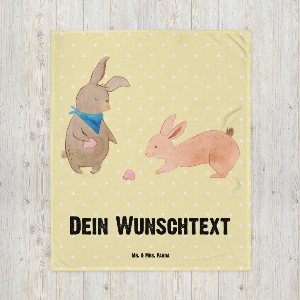 Baby blanket with name Bunnies with seashell Babdyecke personalisiert, Babygeschenk mit Namen, Babygeschenk personalisiet, Krabbeldecke mit Namen, Babydecke mit Namen, Babydecke bedrucken, Krabbeldecke personalisiert, Familie, Vatertag, Muttertag, Bruder, Schwester, Mama, Papa, Oma, Opa, Hasen, BFF, Meer, best friends, Freundinnen, beste Freundin, Freundin, Muscheln, Muscheln sammeln