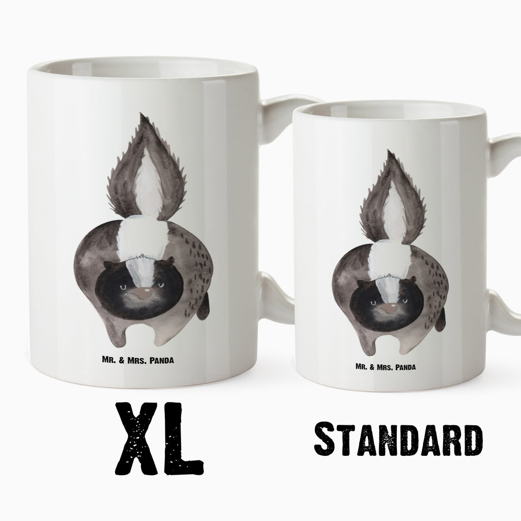 XL cup skunk attack Skunk, stinky, stinker, angry, predator, skunk, threatening, wild animal