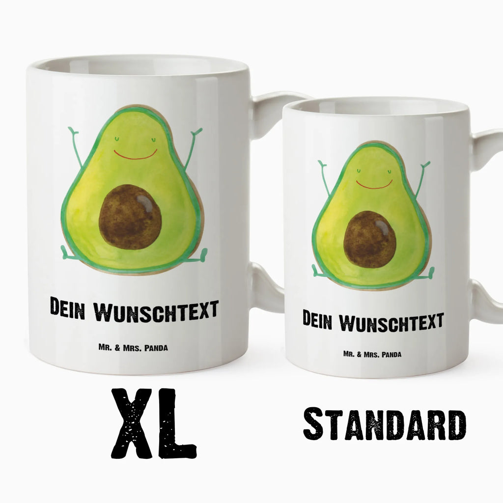 Personalisierte XL Tasse Avocado Happy Design Tasse Groß Mit Personalisierung, Personalisierte XL Tasse, Becher XL Personalisiert, Riesige Tasse Mit Botschaft, Mega Tasse Mit Spruch, XL Tasse Als Geschenk Mit Spruch, Extra Große Tasse Personalisiert, XL Kaffeebecher Mit Wunschtext, Tasse In Übergröße Mit Text, XL Tasse Für Büro Mit Wunschtext, Große Tasse Mit Text, Riesentasse Mit Gravur, XL Tasse Mit Eigenem Text, Große Tasse Mit Aufdruck, Mikrowellengeeignete XL Tasse Mit Text, Jumbo Tasse Personalisiert, Teetasse XL Mit Wunschtext, Große Tasse Bedruckt Mit Namen, XL Tasse Mit Liebevollem Spruch, XL Tasse Mit Wunschtext, Frühstückstasse XL Mit Namen, Lustige XL Tasse Mit Wunschtext, Kaffeetasse XL Mit Namen, Avocado, Veggie, Vegan, Gesund, Chaos