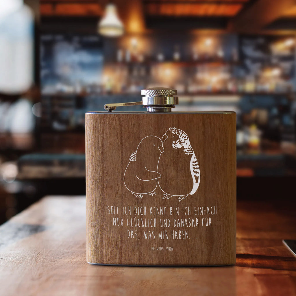 Flachmann Wellensittich Liebe Flachmann Geschenk, Flachmann Aus Messing, Flachmann Für Männer, Flachmann 6 oz, Flachmann Klassisch, Flachmann Für Wandern, Flachmann Mit Gravur, Flachmann Gravurbereit, Metall-Flachmann, Flachmann Für Paare, Flachmann Leicht, Taschenflachmann, Spirituosen-Flachmann, Edelstahl-Flachmann, Flachmann Robust, Flachmann Für Trauzeugen, Flachmann Für Unterwegs, Flachmann Aus Kupfer, Flachmann Für Frauen, Flachmann Aus Zinn, Schnapsflachmann, Flachmann Mit Motiv, Flachmann, Flachmann Für Camping, Hip Flask, Flachmann Modern, Flachmann Rutschfest, Flachmann Mit Deckelverschluss, Flachmann Geschenkidee, Flachmann Aus Edelstahl, Flachmann Set, Whisky-Flachmann, Flachmann 200 ml, Flachmann Mit Trichter, Flachmann Für Reisen, Flachmann Mit Lederbezug, Flachmann 250 ml, Flachmann Als Gastgeschenk, Flachmann Personalisiert, Liebe, Partner, Freund, Freundin, Ehemann, Ehefrau, Heiraten, Verlobung, Heiratsantrag, Liebesgeschenk, Jahrestag, Hocheitstag, Vögel, Kuscheln, Nähe, Vertrauen, Wellensittich