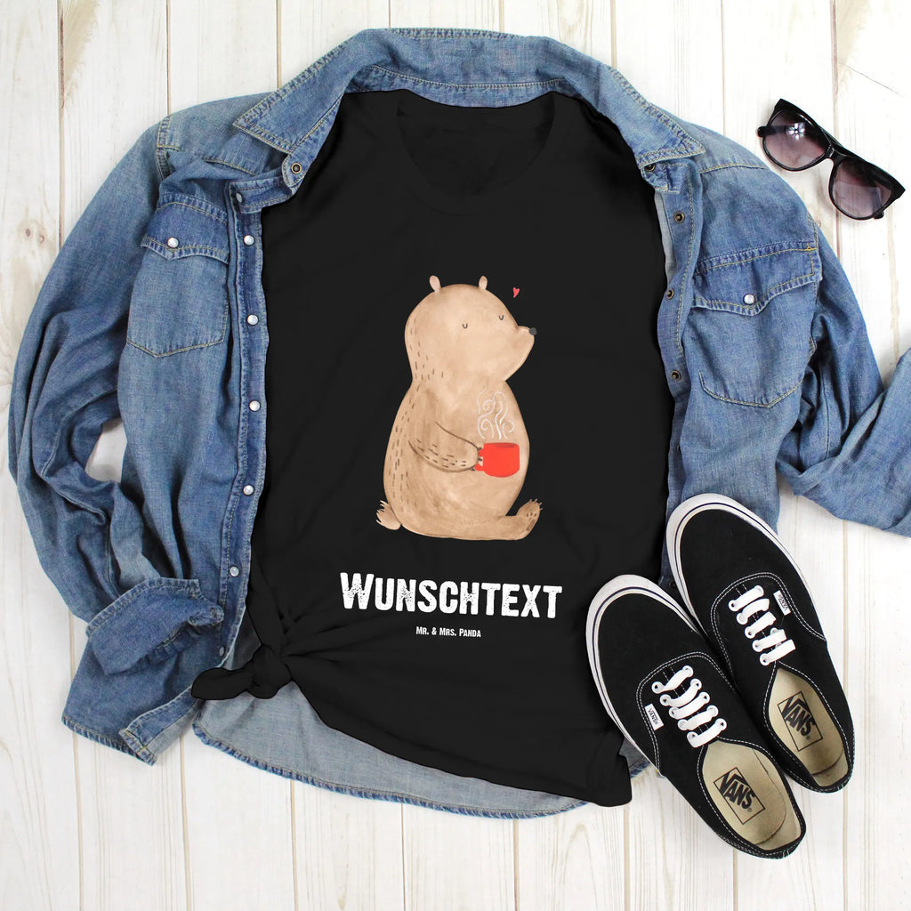 Personalisiertes T-Shirt Bär Morgenkaffee T-Shirt mit Aufruck, T-Shirt Personalisiert, T-Shirt mit Namen, Ehefrau, Hocheitstag, Heiratsantrag, Heiraten, Jahrestag, Verlobung, Liebesgeschenk, Liebe, Partner, Freundin, Ehemann, Freund, für Männer, Liebesbeweis, Geschenk für Freundin, für Ehemann, Geschenk für Partner, Geschenk für Frauen, Hochzeitstag, Valentinstag, Mitbringsel