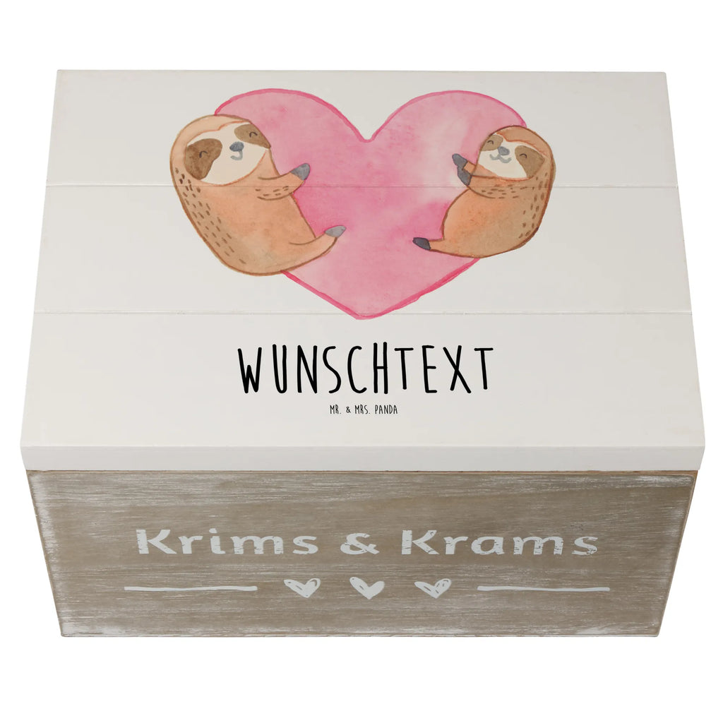 Personalisierte Holzkiste Faultiere Herz Kiste Personalisiert, Truhe mit Namen, Schatulle mit Namen, Erinnerungsbox mit Namen, Schatzkiste Personalisiert, Dekokiste Personalisiert, Kiste mit Namen, Erinnerungsbox Personalisiert, GEschenkdose personalisiert, Aufbewahrungsbox mit Namen, Holzkiste mit Namen, Aufbewahrungsbox Personalisiert, Dekokiste mit Namen, Geschenkbox personalisiert, Schatzkiste mit Namen, Erinnerungskiste, Truhe Personalisiert, Holzkiste Personalisiert, Schatulle Personalisiert, Erinnerungskiste Personalisiert, mit Namen, Liebe, Partner, Freund, Freundin, Ehemann, Ehefrau, Heiraten, Verlobung, Heiratsantrag, Liebesgeschenk, Jahrestag, Hocheitstag, Geschenk für Frauen, für Männer, für Ehemann, Valentinstag, Geschenk für Freundin, Mitbringsel, Geschenk für Partner, Liebesbeweis, Hochzeitstag