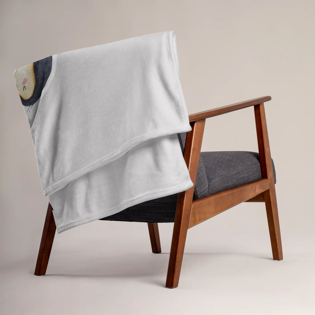 Baby blanket with name penguins kiss Love, Loving, Two, Together, Marriage, Engagement, Proposal of marriage, Love gift, gift for her, gift for him, anniversary gift, Valentine&#39;s Day Gift for Women Love Gift Anniversary Wedding Anniversary Party Favor Gift for Girlfriend Gift for Partner Boyfriend Gift Token of Love for Men for Husband