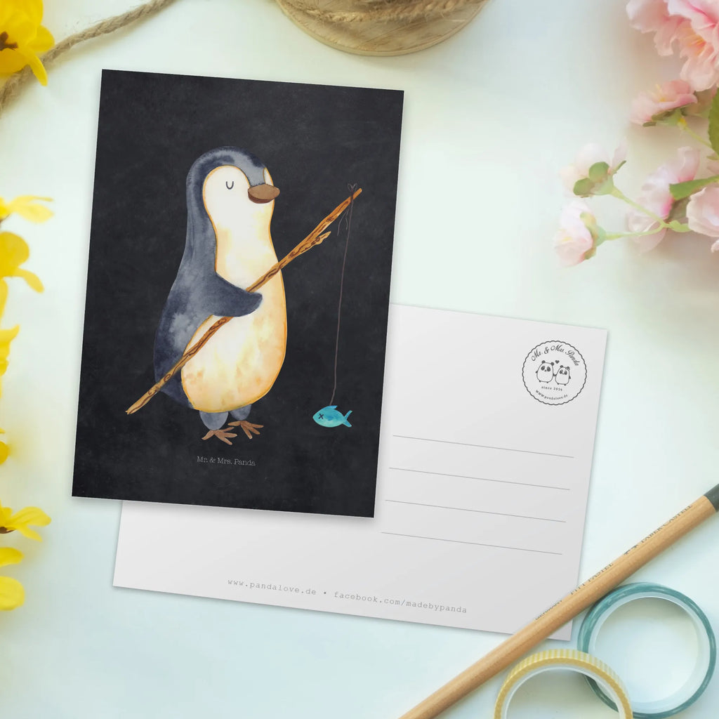 Postkarte Pinguin Angler Grußkarte, kunstkarte, einzelkarte, Fotokarte, Postkarten, bildkarte, Postkarte, Ansichtskarten, Motivkarte, spruchkarte, Designkarte, Ansichtskarte, Kunstkarten, Pinguin, Pinguine, Motivation, Angeln, Angler, Geschenk, Wochenende, Neustart, Tagesplan, Urlaub, Geschenkidee, Planer, Hobby, Freundinnen, Tagträume, Plan