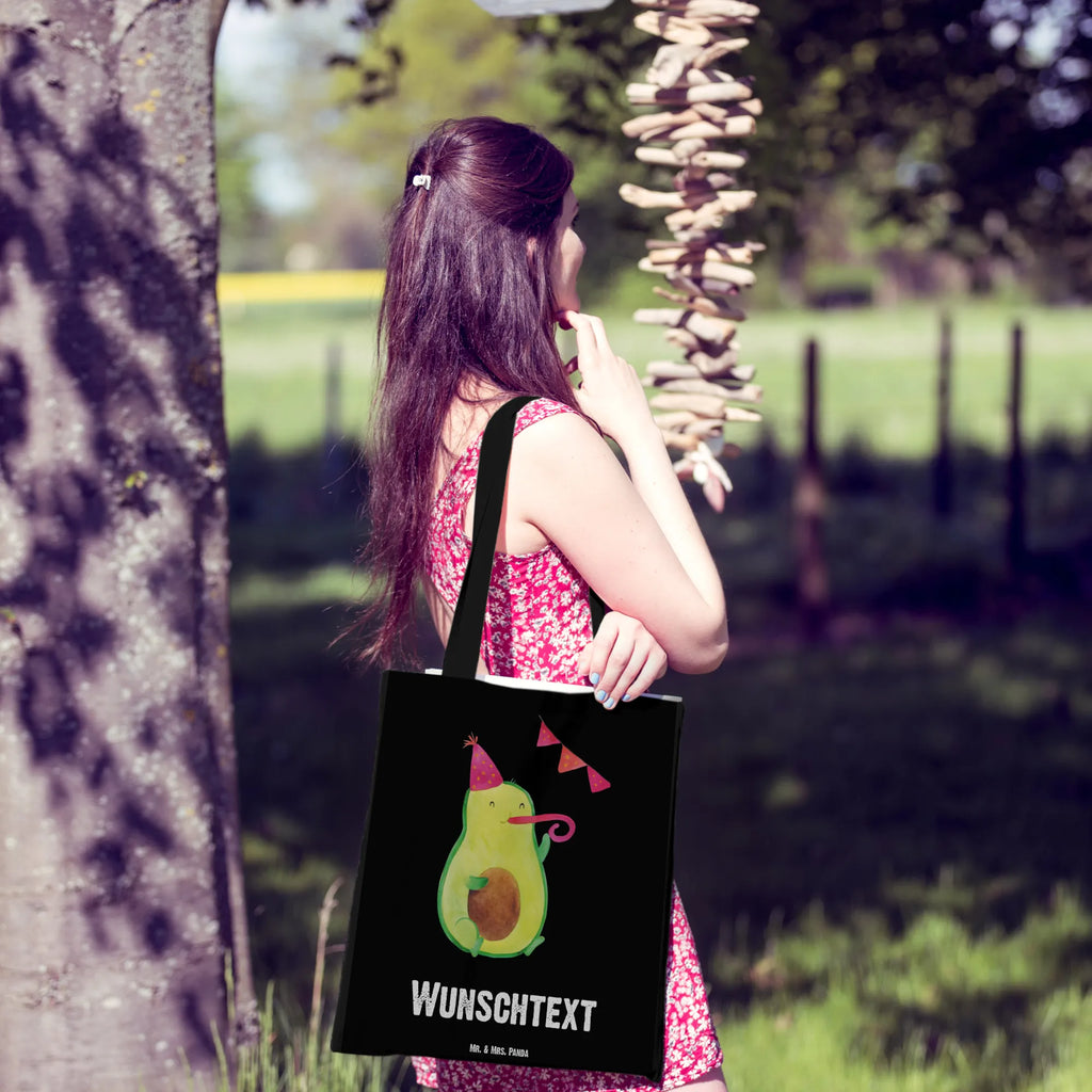 Personalised tote bag avocado party Personalisierte Kindergartentasche, Personalisierte Einkaufstasche, Personalisierte Beuteltasche, Umhängetasche, Personalisierte Jutetasche, Einkaufsbeutel, Personalisierter Jutebeutel, Tüte, Einkaufstasche mit Namen, Strandtasche, Schultertasche, Shopper, Personalisierter Stoffbeutel, Personalisierte Tasche, Personalisierter Beutel, Tragetasche mit Namen, Stoffbeutel mit Namen, Avocado, Veggie, Vegan, Gesund, Abifeier, Geburtstagsfeier, Schulabschluss, Party, Firmenfeier, Jubiläum, Happy Birthday, Geburtstag, Feierei, Feier, Lieblingstag, Bestanden, Jahrestag, Abi, Prüfung, Avocados, Abschluss, Klassenfeier