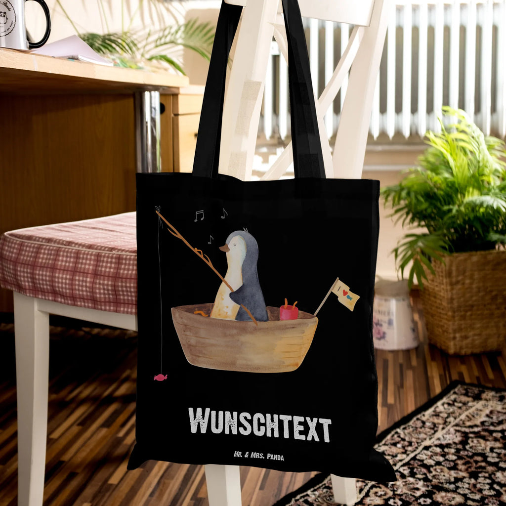 Personalisierte Tragetasche Pinguin Angelboot Personalisierte Kindergartentasche, Personalisierter Stoffbeutel, Personalisierte Tasche, Personalisierter Jutebeutel, Personalisierter Beutel, Einkaufstasche mit Namen, Personalisierte Beuteltasche, Tragetasche mit Namen, Personalisierte Einkaufstasche, Stoffbeutel mit Namen, Personalisierte Jutetasche, Pinguin, Neustart, Motivation, Lebenslust, Pinguine, Angeln, Geschenkidee Liebeskummer, Angelboot, Leben, Neuanfang, genießen, Boot, Trennung, Scheidung