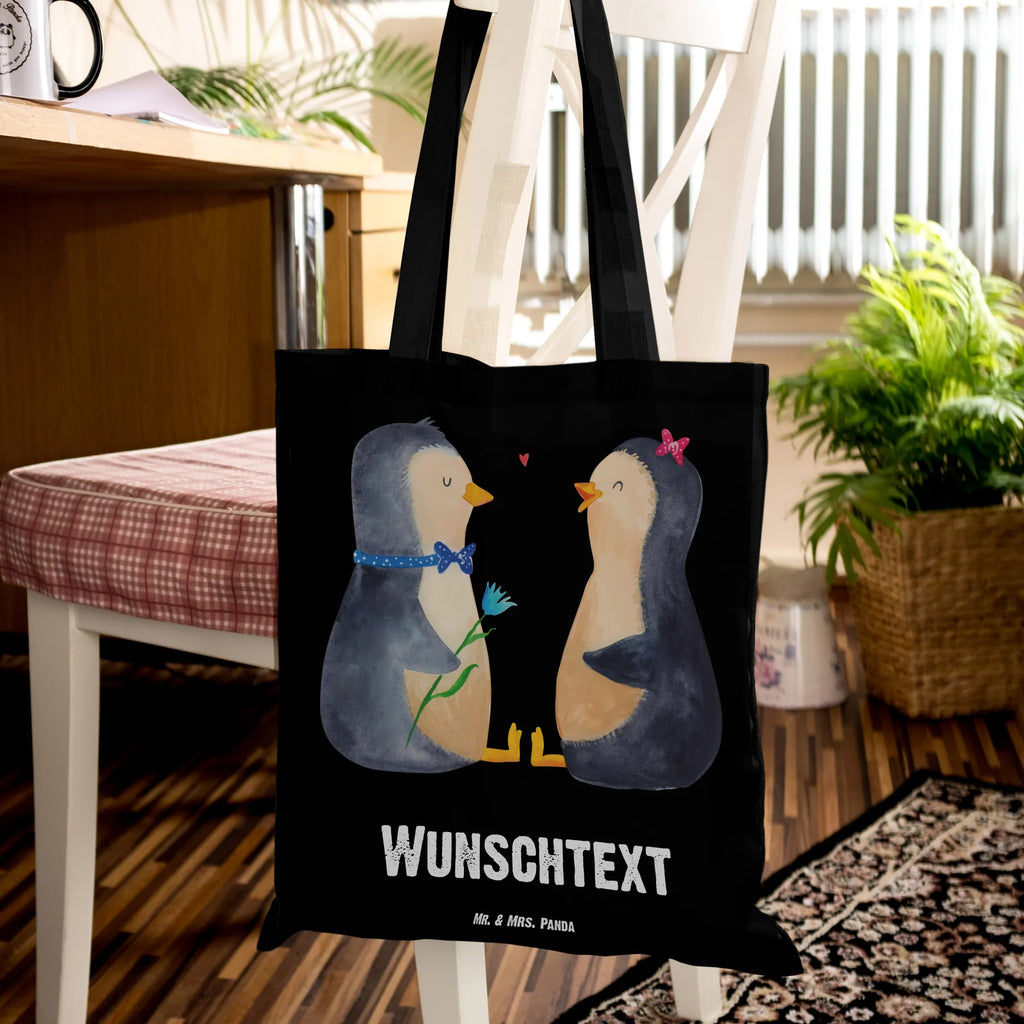Personalisierte Tragetasche Pinguin Pärchen Personalisierte Einkaufstasche, Personalisierte Jutetasche, Personalisierte Kindergartentasche, Tragetasche mit Namen, Personalisierte Tasche, Stoffbeutel mit Namen, Personalisierter Stoffbeutel, Personalisierter Beutel, Tüte, Shopper, Schultertasche, Personalisierter Jutebeutel, Einkaufsbeutel, Personalisierte Beuteltasche, Strandtasche, Einkaufstasche mit Namen, Umhängetasche, Pinguin, Liebespaar, Liebesbeweis, Jahrestag, Traumpaar, Große Liebe, Liebesgeschenk, Liebe, Hochzeitstag, Hochzeitsgeschenk, Verlobung, Hochzeit, Pinguine