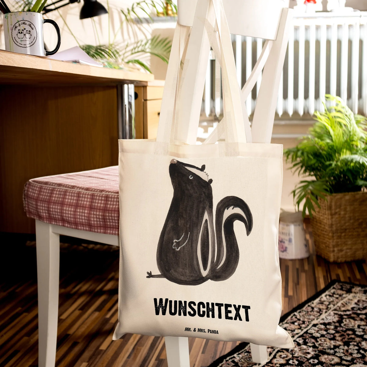 Personalisierte Tragetasche Stinktier Sitzen Personalisierte Baumwolltasche, Stoffbeutel mit Namen, Personalisierte Tragetasche, Baumwollbeutel mit Namen, Personalisierter Baumwollbeutel, Personalisierte Stofftasche, Stoffbeutel personalisiert, Personalisierte Tasche, Personalisierte Beuteltasche, Beutel mit Namen, Tragetasche Personalisiert, Jutebeutel personalisiert, Personalisierte Einkaufstasche, Einkaufstasche Personalisiert, Personalisierter Shopper, Einkaufstasche mit Namen, Tasche mit Namen, Baumwolltasche personalisiert, Baumwollbeutel personalisiert, Personalisierte Jutetasche, Baumwolltasche Mit Namen, Stofftasche mit Namen, Shopper personalisiert, Tasche personalisiert, Tragetasche mit Namen, Jutebeutel mit Namen, Personalisierter Beutel, Shopper mit Namen, Stofftasche personalisiert, Beutel personalisiert, Personalisierter Stoffbeutel, Personalisierter Jutebeutel, Skunk, Stinktier, Stinker, Besserwisser, Wildtier, Stinki, Spruch, Raubtier, Büro, Recht