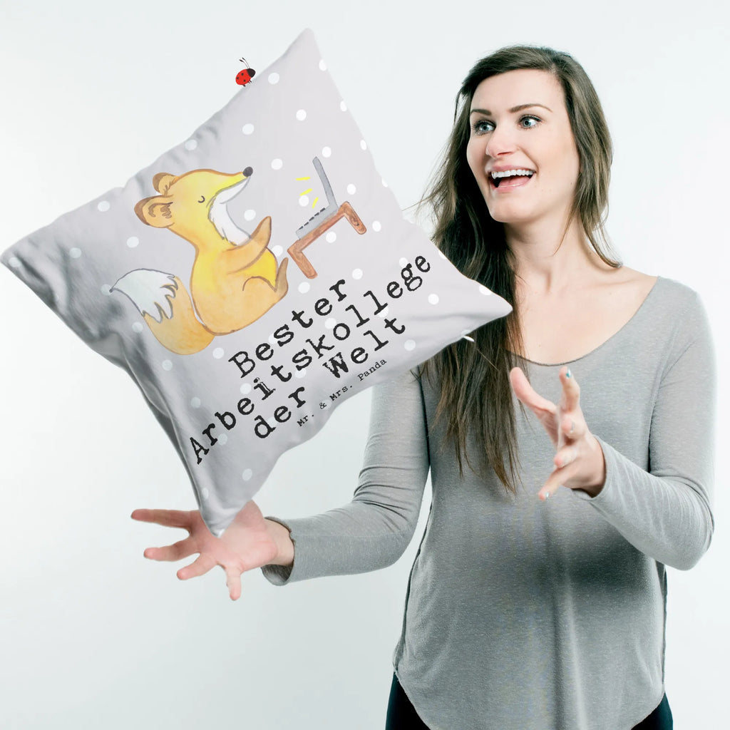 40x40 Kissen Fuchs Bester Arbeitskollege der Welt Motivkissen, Sofakissen 40x40, microfaser sofakissen, microfaser kopfkissen, microfaser zierkissen, wurfkissen, deko kissen, Kuschelkissen, 40x40 kissen, kuschel kissen, kissen für couch, kuschelkissen 40x40, Kissen, Kopfkissen, wohnzimmer kissen, kissen 40 x 40, Dekokissen, Polsterkissen, kissen mikrofaser, Kissen 40x40, Kopfkissen 40x40, Zierkissen, sofa kissen, couchkissen 40x40, Dekokissen Sofa, microfaser dekokissen, couch kissen, Couchkissen, Dekokissen 40x40, 40 X 40 Kissen, Mikrofaser Kissen, zierkissen 40x40, kissen für sofa, zier kissen, Sofakissen, Geschenkidee, Geschenk, Schenken, Mitbringsel, Geburtstag, Geburtstagsgeschenk, für, Danke, Dankeschön, Bedanken, Freude machen, Geschenktipp, Arbeit, Ruhestand, Büro, Kollege, Arbeitskollege, Berufsgenosse, Mitarbeiter, Abschiedsgeschenk, Beruf