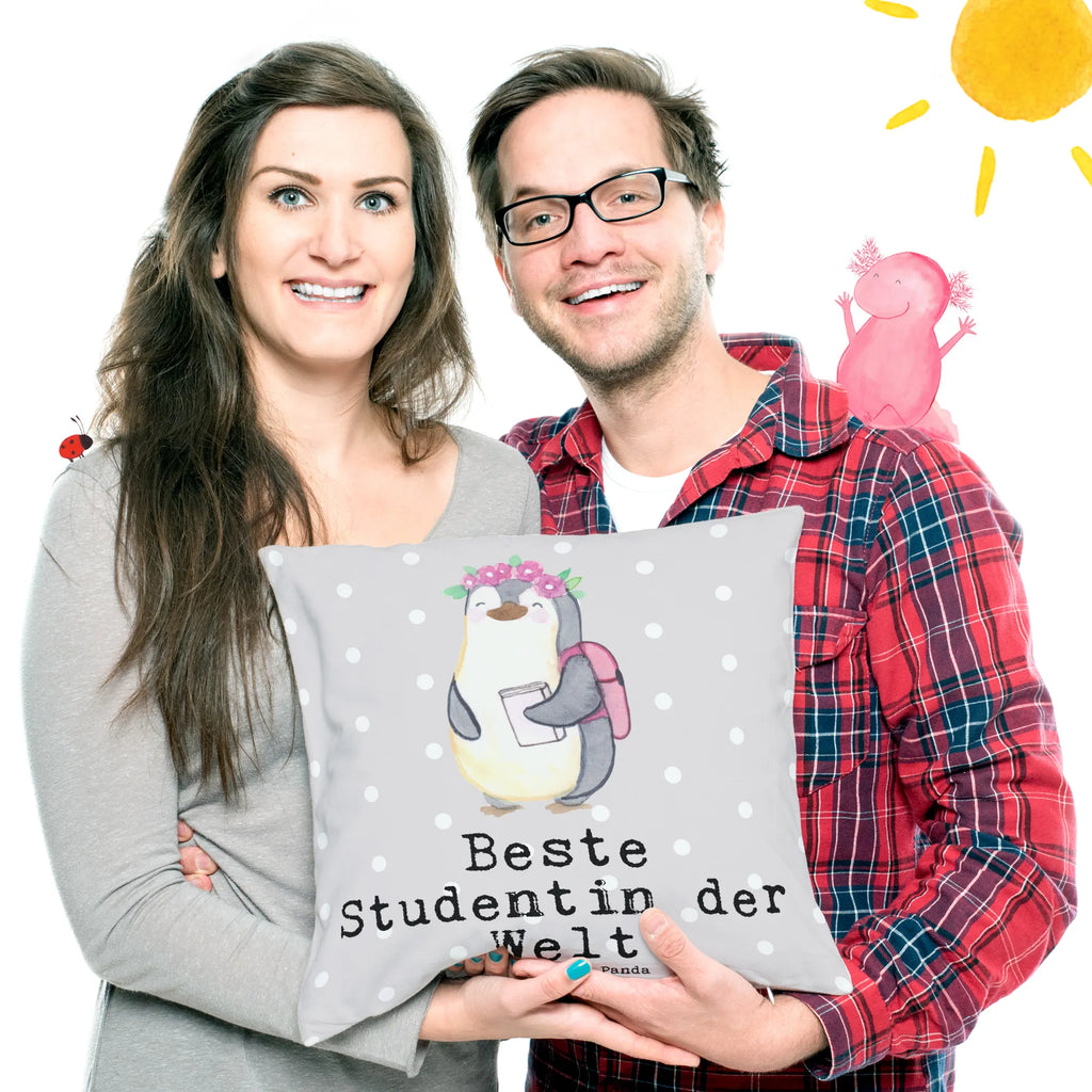 40x40 poduszka Pingwin Najlepsza studentka na świecie sitzkissen, Sofakissen 40x40, Kissenbezüge, Sofakissen, Kissenbezug 40x40, Dekokissen Sofa, Kissen, Kopfkissen, Zierkissen, Kissenhülle, Kissen 40x40 Waschbar, Kissen 40x40, Couchkissen, Kopfkissen 40x40, Dekokissen 40x40, Motivkissen, sofakissen, Kissenhülle 40x40, Dekokissen, für, Dankeschön, Geschenk, Schenken, Geburtstag, Geburtstagsgeschenk, Geschenkidee, Danke, Bedanken, Mitbringsel, Freude machen, Geschenktipp, Universität, Alumni, Uni, lustig, witzig, Studienabschluss, Studentin, Studenten, Tochter, Musterschülerin, Abschluss, Spaß, Studium, Hochschule