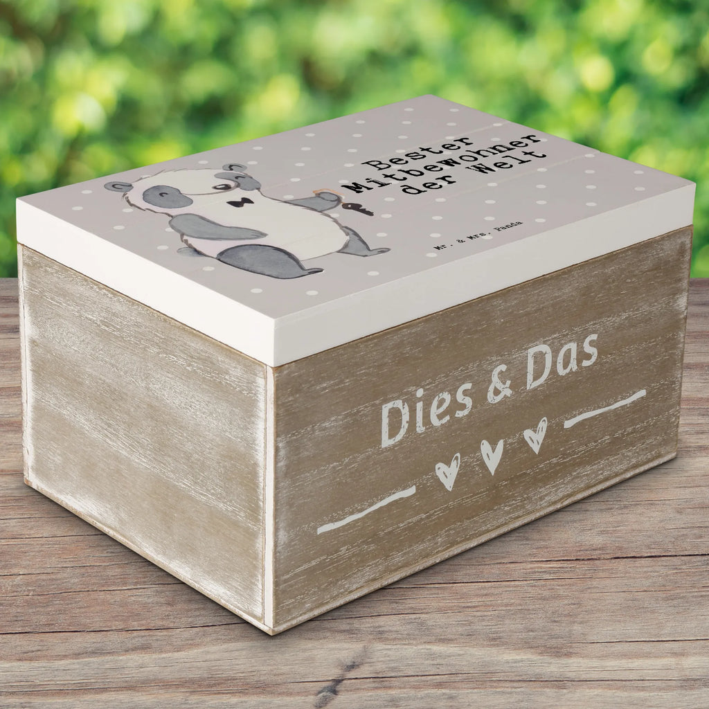 Skrzynia drewniana Panda Najlepszy współlokator na świecie Holz Aufbewahrungsbox, aufbewahrungskiste mit deckel, Holzbox, Holzkisten, holzschachtel, truhe holz, Holzkiste, Holztruhe, Holzbox mit Deckel, holztruhen, Aufbewahrungsbox aus Holz, Holzboxen, Aufbewahrungskiste, kiste holz, Holzkiste mit Deckel, box holz, aufbewahrungstruhe, holzkästchen, aufbewahrungsboxen, aufbewahrungskisten, Aufbewahrungsbox Holz, holzschatulle, Box aus Holz, Aufbewahrungsbox, Schatulle, Geschenkidee, Geschenk, Schenken, Mitbringsel, Geburtstag, Geburtstagsgeschenk, für, Danke, Dankeschön, Bedanken, Freude machen, Geschenktipp, Mitbewohner, Stubenkamerad, Zimmernachbar, Zimmerkollege, WG-Bewohner, Zimmergenosse, Wohngemeinschaft, WG
