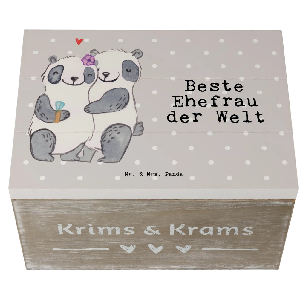 Holzkiste Panda Beste Ehefrau der Welt box holz, Holz Aufbewahrungsbox, kiste holz, holztruhen, truhe holz, Aufbewahrungskiste, Holzkiste, holzkästchen, Holzboxen, Holzbox mit Deckel, Holzkisten, holzschatulle, aufbewahrungskisten, aufbewahrungstruhe, Aufbewahrungsbox aus Holz, Holzkiste mit Deckel, Schatulle, aufbewahrungskiste mit deckel, holzschachtel, Aufbewahrungsbox Holz, Holzbox, aufbewahrungsboxen, Holztruhe, Box aus Holz, Aufbewahrungsbox, Schenken, Bedanken, Dankeschön, Geschenkidee, Geburtstag, Geschenk, Geburtstagsgeschenk, Danke, Mitbringsel, Geschenktipp, für, Freude machen, Ehepartner, Partnerin, Beste, Ehe, Freundin, Frau, Gattin, Traumfrau, Lebensgefährtin, Hochzeit, Liebling, Braut, Kleinigkeit, Ehefrau