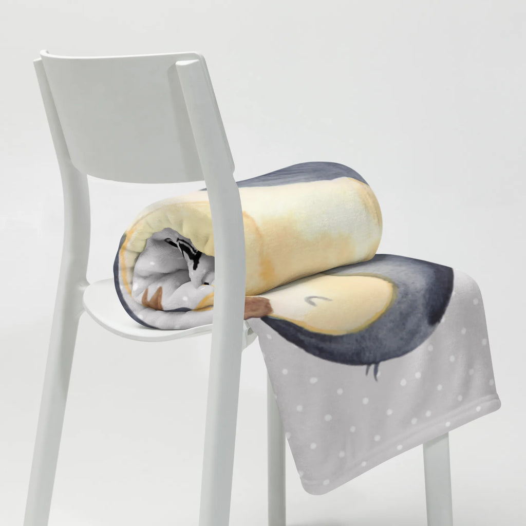 Personalisierte Decke Pinguin Bester Mann der Welt Kuscheldecke mit Namen, Kuscheldecke bedrucken, Decke bedrucken, Decke mit Namen, Personalisierte Decke, für, Dankeschön, Geschenk, Schenken, Geburtstag, Geburtstagsgeschenk, Geschenkidee, Danke, Bedanken, Mitbringsel, Freude machen, Geschenktipp, Kleinigkeit, Lebensgefährte, Ehepartner, Liebling, Gatte, Traummann, Mann, Ehe, Beste, Partner, Bräutigam, Freund, Ehemann