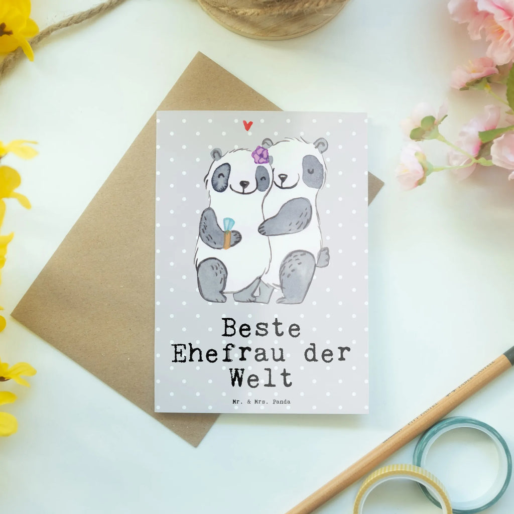 Greetings card panda best wife in the world Klappkarte, Hochzeitskarte, Ansichtskarten, Karte, Grußkarte, Einladungskarte, Geburtstagskarte, Glückwunschkarte, für, Dankeschön, Geschenk, Schenken, Geburtstag, Geburtstagsgeschenk, Geschenkidee, Danke, Bedanken, Mitbringsel, Freude machen, Geschenktipp, Partnerin, Beste, Freundin, Ehepartner, Lebensgefährtin, Liebling, Braut, Frau, Ehe, Kleinigkeit, Ehefrau, Traumfrau, Gattin, Hochzeit