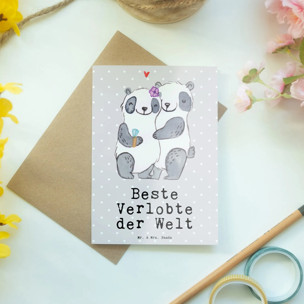Grußkarte Panda Beste Verlobte der Welt Einladungskarte, Glückwunschkarte, Geburtstagskarte, Klappkarte, Karte, Ansichtskarten, Grußkarte, Hochzeitskarte, für, Dankeschön, Geschenk, Schenken, Geburtstag, Geburtstagsgeschenk, Geschenkidee, Danke, Bedanken, Mitbringsel, Freude machen, Geschenktipp, Hochzeit, Freundin, Frau, Traumfrau, Verlobte, Verlobung, Ehe, Zukünftige, Verloben, Ehefrau