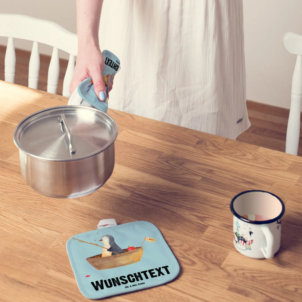 Personalisierte Topflappen Pinguin Angelboot Personalisierte Topfuntersetzer, Topflappen mit Namen, Personalisierter Ofenhandschuh, Topflappen Set personalisiert, Topflappen personalisiert, Namensaufdruck, Pinguin, Neuanfang, Motivation, Leben, Angelboot, Angeln, Trennung, Lebenslust, Pinguine, Boot, genießen, Geschenkidee Liebeskummer, Neustart, Scheidung