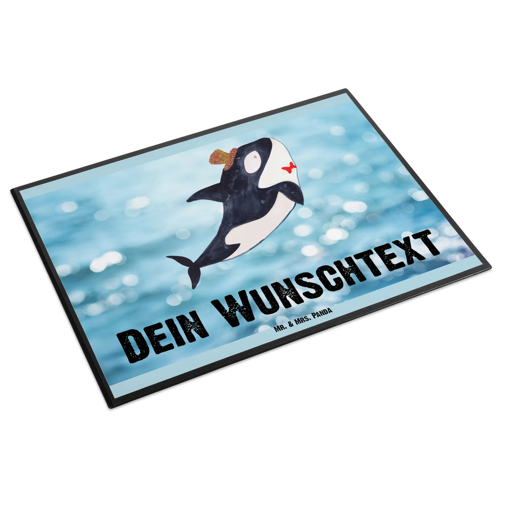 Personalisierte Schreibtischunterlage Orca Zylinder Namenspersonalisierung, Namensaufdruck, Selbst gestalten, Schreibtisch Unterlagen mit Namen, Schreibunterlage mit Namen, Personalisierte Schreibtischauflage, Personalisierte Schreibunterlage, Personalisierte Schreibtisch Unterlagen, Schreibtischauflage mit Namen, Meerestiere, Meer, Urlaub, Fete, Orca, Glitzer, Fest, Glitter, Geburtstag, Glückwunsch, Narwal, Konfetti, Feier