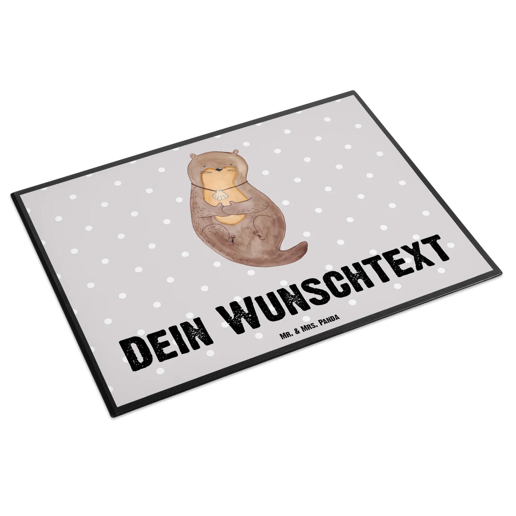 Personalisierte Schreibtischunterlage Otter mit Muschelmedaillon Schreibtisch Matte, Personalisierte Schreibtischauflage, Personalisierte Schreibtisch Unterlagen, Selbst Gestalten, Schreibtisch Unterlagen mit Namen, Namensaufdruck, Schreibunterlage mit Namen, Personalisierte Schreibunterlage, Namenspersonalisierung, Schreibtischauflage mit Namen, Otter, Fischotter, Seeotter, Grübeln, Motivation, Otterliebe, Tagträumen, Büro, Träumen