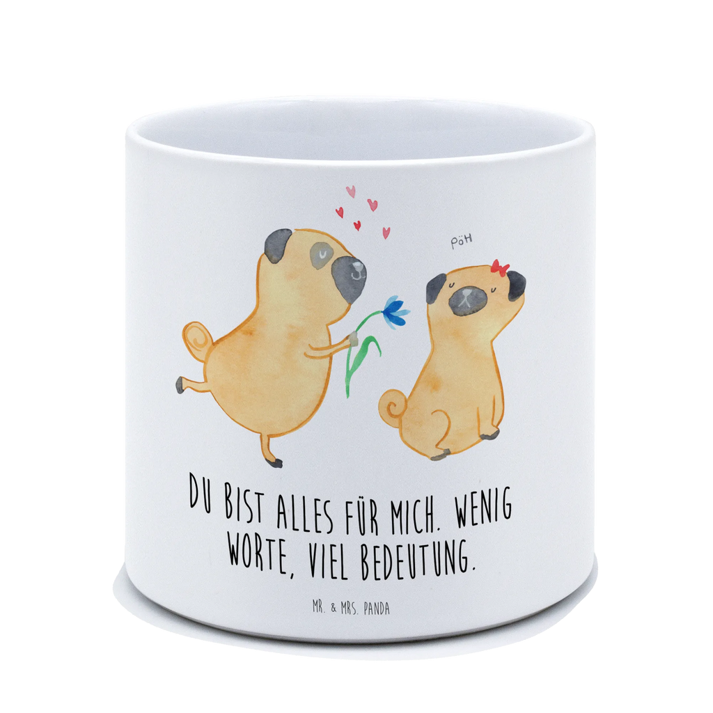 XL Blumentopf Mops Verliebt XL Blumentopf, Blumentopf Extra Groß, Tiefer Blumentopf, Robuster Blumentopf Groß, XL Übertopf Dekorativ, Blumentopf XXL, Pflanzgefäß Terrasse Groß, Dekotopf Groß, Übertopf XL, Pflanzgefäß XL, Großer Blumentopf Für Innen Und Außen, Großer Pflanzbehälter, Blumentopf Aus Ton XXL, Blumentopf Für Große Pflanzen, Blumentopf Für Terrasse XL, Blumentopf Für Balkon Groß, Frostsicherer Großer Blumentopf, Pflanztopf Groß, Pflanztopf Garten Groß, Pflanzkübel Für Palmen, Blumentopf Für Wohnzimmer XL, Wetterfester XL Blumentopf, Blumentopf Groß Außenbereich, Hoher Blumentopf, Blumentopf Für Garten Groß, Blumentopf Rustikal Groß, Blumentopf Aus Beton Groß, Pflanzkübel Groß, Blumentopf Modern Groß, Großer Blumentopf, Eckiger XL Blumentopf, Blumentopf Groß Innenbereich, Blumentopf Groß Aus Kunststoff, Blumentopf Design XL, Blumentopf Aus Keramik XL, Blumentopf Klassisch Groß, Runder XL Blumentopf, Hund, Hundemotiv, Haustier, Hunderasse, Tierliebhaber, Hundebesitzer, Sprüche, Partner, Mops, Geschenk Freund, Möpse, Hundeliebe, Liebe, verliebt, Liebesspruch. Verlobt