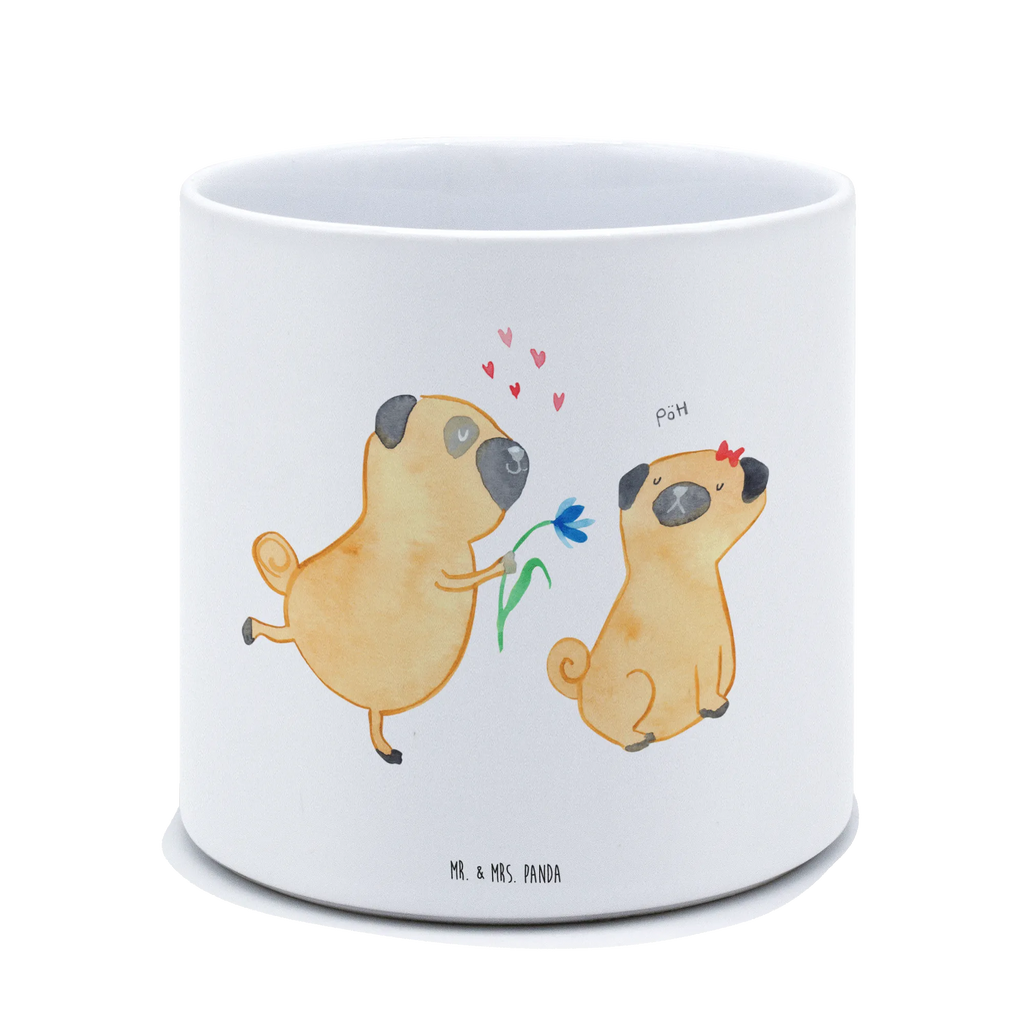 XL Blumentopf Mops Verliebt XL Blumentopf, Blumentopf Extra Groß, Tiefer Blumentopf, Robuster Blumentopf Groß, XL Übertopf Dekorativ, Blumentopf XXL, Pflanzgefäß Terrasse Groß, Dekotopf Groß, Übertopf XL, Pflanzgefäß XL, Großer Blumentopf Für Innen Und Außen, Großer Pflanzbehälter, Blumentopf Aus Ton XXL, Blumentopf Für Große Pflanzen, Blumentopf Für Terrasse XL, Blumentopf Für Balkon Groß, Frostsicherer Großer Blumentopf, Pflanztopf Groß, Pflanztopf Garten Groß, Pflanzkübel Für Palmen, Blumentopf Für Wohnzimmer XL, Wetterfester XL Blumentopf, Blumentopf Groß Außenbereich, Hoher Blumentopf, Blumentopf Für Garten Groß, Blumentopf Rustikal Groß, Blumentopf Aus Beton Groß, Pflanzkübel Groß, Blumentopf Modern Groß, Großer Blumentopf, Eckiger XL Blumentopf, Blumentopf Groß Innenbereich, Blumentopf Groß Aus Kunststoff, Blumentopf Design XL, Blumentopf Aus Keramik XL, Blumentopf Klassisch Groß, Runder XL Blumentopf, Hund, Hundemotiv, Haustier, Hunderasse, Tierliebhaber, Hundebesitzer, Sprüche, Partner, Mops, Geschenk Freund, Möpse, Hundeliebe, Liebe, verliebt, Liebesspruch. Verlobt