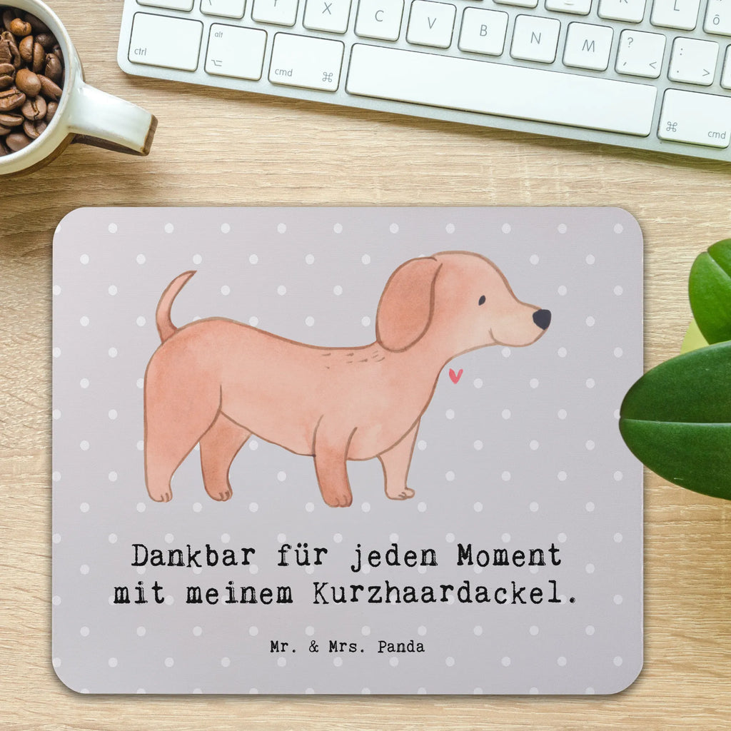 Mouse mat Dachshund Smooth-haired Dachshund moment PC Zubehör, Mauspad Büro, Mauspad, Arbeitszimmer, Büroausstattung, Designer Mauspad, Einzigartiges Mauspad, Mousepad, Computer zubehör, Mausunterlage, Hund, Hunderasse, Rassehund, Hundebesitzer, Geschenk, Tierfreund, Schenken, Welpe, Dachshund, Teckel, Kurzhaardackel