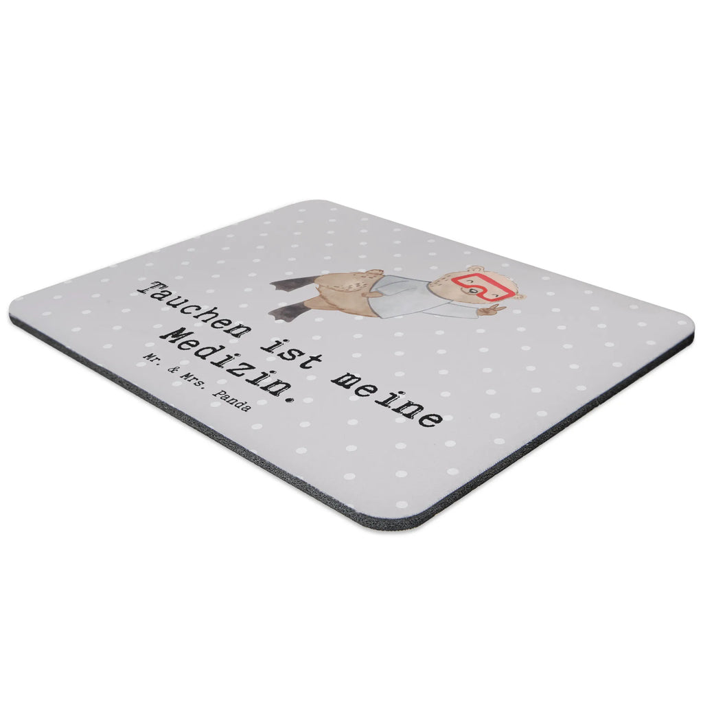 Mouse mat bear Dive Designer Mauspad, Mausunterlage, Mauspad Büro, Mousepad, Mauspad, PC Zubehör, Einzigartiges Mauspad, Computer zubehör, Büroausstattung, Arbeitszimmer, Geschenk, Sport, Sportart, Hobby, Schenken, Danke, Dankeschön, Auszeichnung, Gewinn, Sportler, Tauchsafari, Tauchgang, Unterwasserabenteuer, Tauchen, Tiefseetauchen, Diving, Tauchausflug, Tauchsport, schnorcheln, Tauchschule, Dive