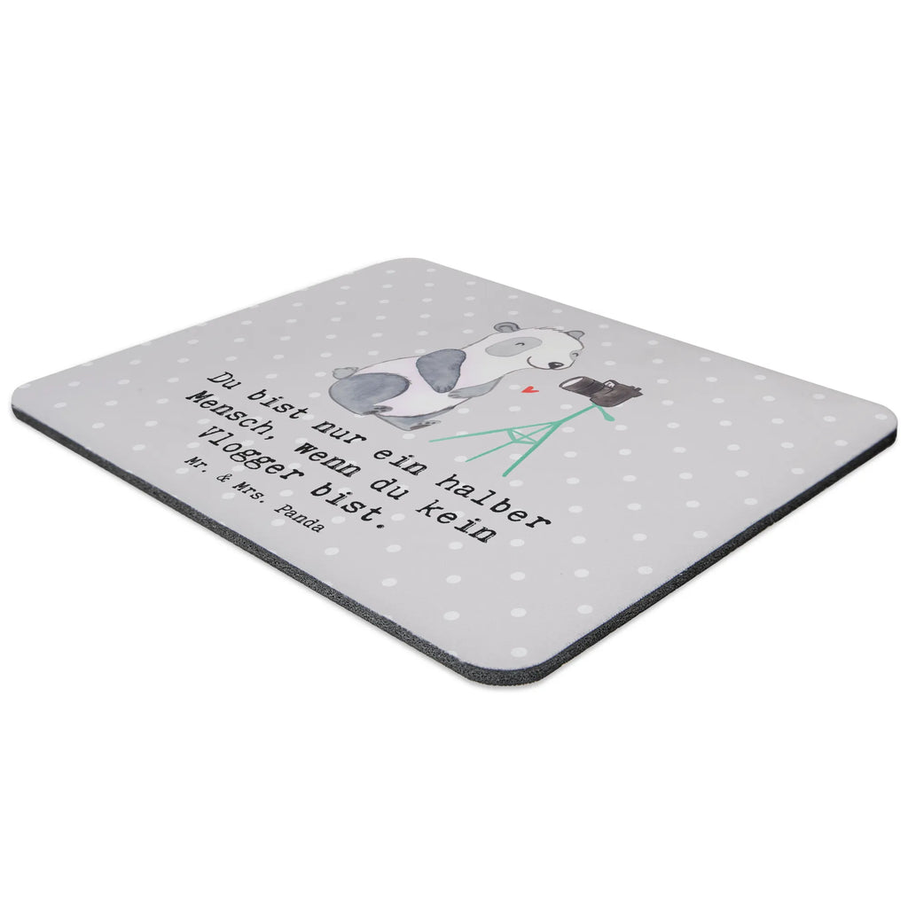 Mouse mat Vlogger Heart Mausunterlage, Designer Mauspad, Einzigartiges Mauspad, Arbeitszimmer, Mauspad Büro, PC Zubehör, Mauspad, Mousepad, Computer zubehör, Büroausstattung, Beruf, Ausbildung, Jubiläum, Abschied, Rente, Kollege, Kollegin, Geschenk, Schenken, Arbeitskollege, Mitarbeiter, Firma, Danke, Dankeschön