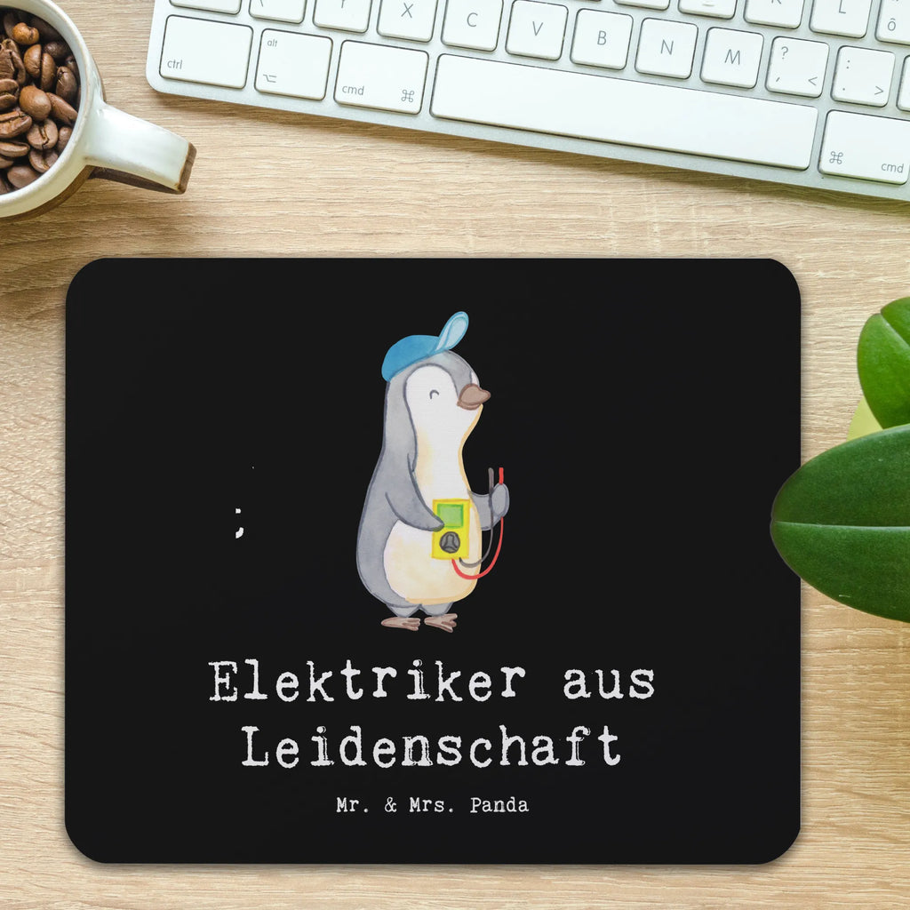 Mauspad Elektriker aus Leidenschaft mausteppich, pc mauspad, Mauspad, Mausunterlage, mauspad pc, computer mousepad, pc mausunterlage, Mausmatte, pc mousepad, Mousepad, laptop mauspad, laptop mousepad, computermatte, mousematte, notebook mauspad, mauspad laptop, computer mauspad, Geschenk, Schenken, Jubiläum, Danke, Dankeschön, Beruf, Ausbildung, Abschied, Rente, Kollege, Kollegin, Arbeitskollege, Mitarbeiter, Firma, Elektronmonteur, Elektroinstallateur, Elektromeister, Elektrotechniker, Elektriker, Gesellenprüfung
