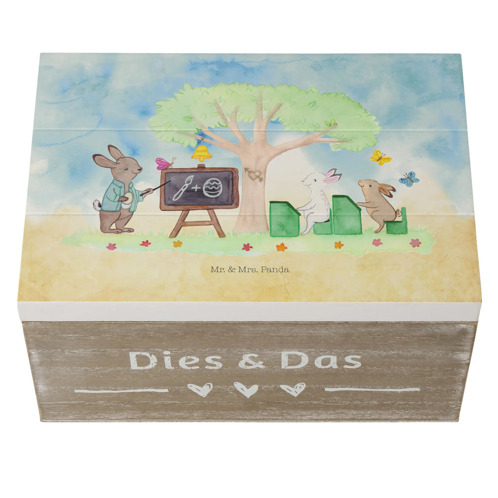 Holzkiste Osterhasenschule box holz, aufbewahrungstruhe, holzkästchen, Aufbewahrungsbox aus Holz, Holzboxen, Holzkisten, truhe holz, aufbewahrungskiste mit deckel, Holz Aufbewahrungsbox, Holzbox, Holztruhe, Holzkiste mit Deckel, holzschachtel, Holzbox mit Deckel, kiste holz, Schatulle, Aufbewahrungsbox Holz, Holzkiste, holzschatulle, aufbewahrungsboxen, Box aus Holz, holztruhen, Aufbewahrungsbox, aufbewahrungskisten, Aufbewahrungskiste, Ostergeschenke, Ostern Geschenk, Ostern, Osterdeko, Osternest, Ostern Kinder, Osterhase, Geschenke zu Ostern, Ostergeschenke Kinder