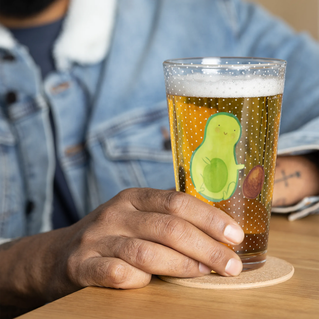 Premium Trinkglas Avocado rollt Kern Premium Trinkglas Aus Kristallglas, Premium Trinkglas Aus Bleikristall, Premium Trinkglas Aus Borosilikatglas, Premium Tumbler, Premium Glas-Set, Designer Trinkglas, Premium Sektglas, Premium Trinkglas Mit Gravur, Premium Trinkglas Spülmaschinenfest, Premium Trinkglas Für Zuhause, Hochwertiges Trinkglas, Premium Trinkglas Dünnwandig, Premium Trinkglas Set, Premium Cocktailglas, Premium Trinkglas Stapelbar, Premium Likörglas, Premium Saftglas, Kristallklares Trinkglas, Luxus Trinkglas, Premium Barglas, Premium Trinkglas Ohne Henkel, Edles Trinkglas, Premium Trinkglas Für Restaurant, Premium Trinkglas Mit Motiv, Premium Trinkglas Mit Spruch, Kristall Trinkglas, Premium Trinkglas Geschenkidee, Premium Weinglas, Premium Longdrinkglas, Premium Bierglas, Premium Trinkglas, Premium Trinkglas Mit Henkel, Premium Trinkglas Dickwandig, Premium Trinkglas Für Bar, Premium Whiskyglas, Premium Wasserglas, Premium Trinkglas Mit Namensgravur, Vegan, Gesund, Avocado, Veggie, Erstes Kind, Große Liebe, Liebe, Avocados, Schwangerschaft, Säugling, Geburt, Baby, Zur Geburt, Kind, Schwanger, Love, Geburtstag, Babyparty