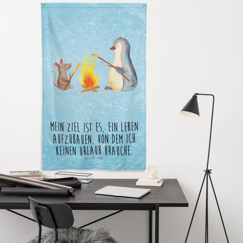 Tapestry Penguin campfire Textil-Kunst, Dekoration, Wanddeko, Wandbehang, Kinderzimmer Wanddeko, Kinderzimmer, Wandteppich, Schmuck-Wandbehang, Wand Deko, Boho, Wandbild, Tapestry, Wandtuch, Kinderzimmer Deko, Kinderzimmer Wand, Tapisserie, Pinguin, Maus, Neustart, Lebensspruch, Marshmallows, Leben, Liebe, Lagerfeuer, Lebensmotivation, Büro, Pinguine, Büroalltag, Motivation, Arbeit, Feuer, grillen, Job