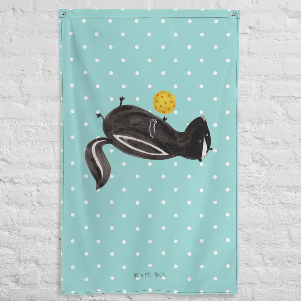 Arrasy skunks piłka Tapestry, Wandbild, Wandtuch, Wandteppich, Wanddeko, Tapisserie, Schmuck-Wandbehang, Textil-Kunst, Wandbehang, Boho, Kinderzimmer, Wand Deko, Kinderzimmer Wand, Dekoration, Kinderzimmer Deko, Kinderzimmer Wanddeko, Stinktier, Skunk, Wildtier, Raubtier, Stinki, Stinker, verspielt, Weisheit