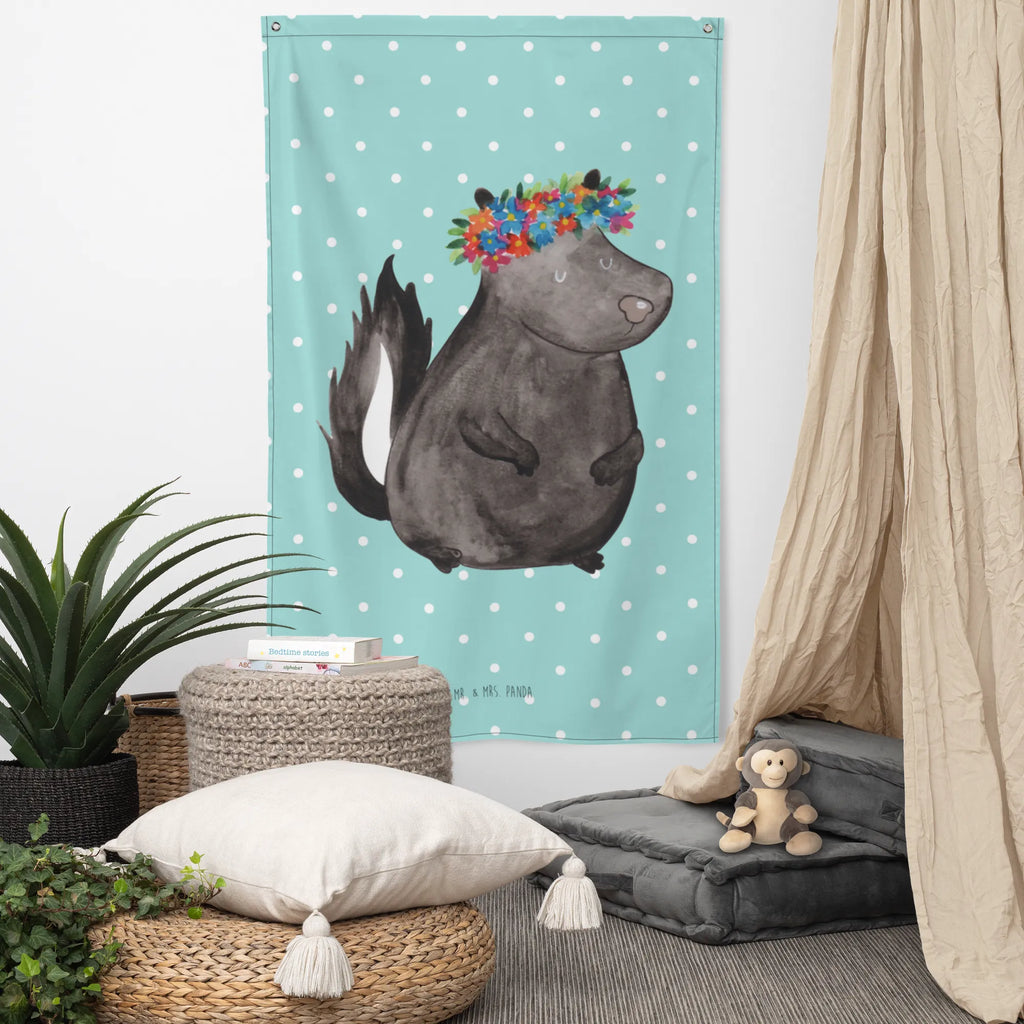 Tapestry skunk Girl Schmuck-Wandbehang, Tapisserie, Wandteppich, Kinderzimmer, Wandbehang, Kinderzimmer Wanddeko, Wand Deko, Dekoration, Kinderzimmer Deko, Textil-Kunst, Boho, Wandbild, Wandtuch, Tapestry, Wanddeko, Kinderzimmer Wand, Stinktier, Skunk, Stinki, Stinker, Namaste, Raubtier, Wildtier, Yoga