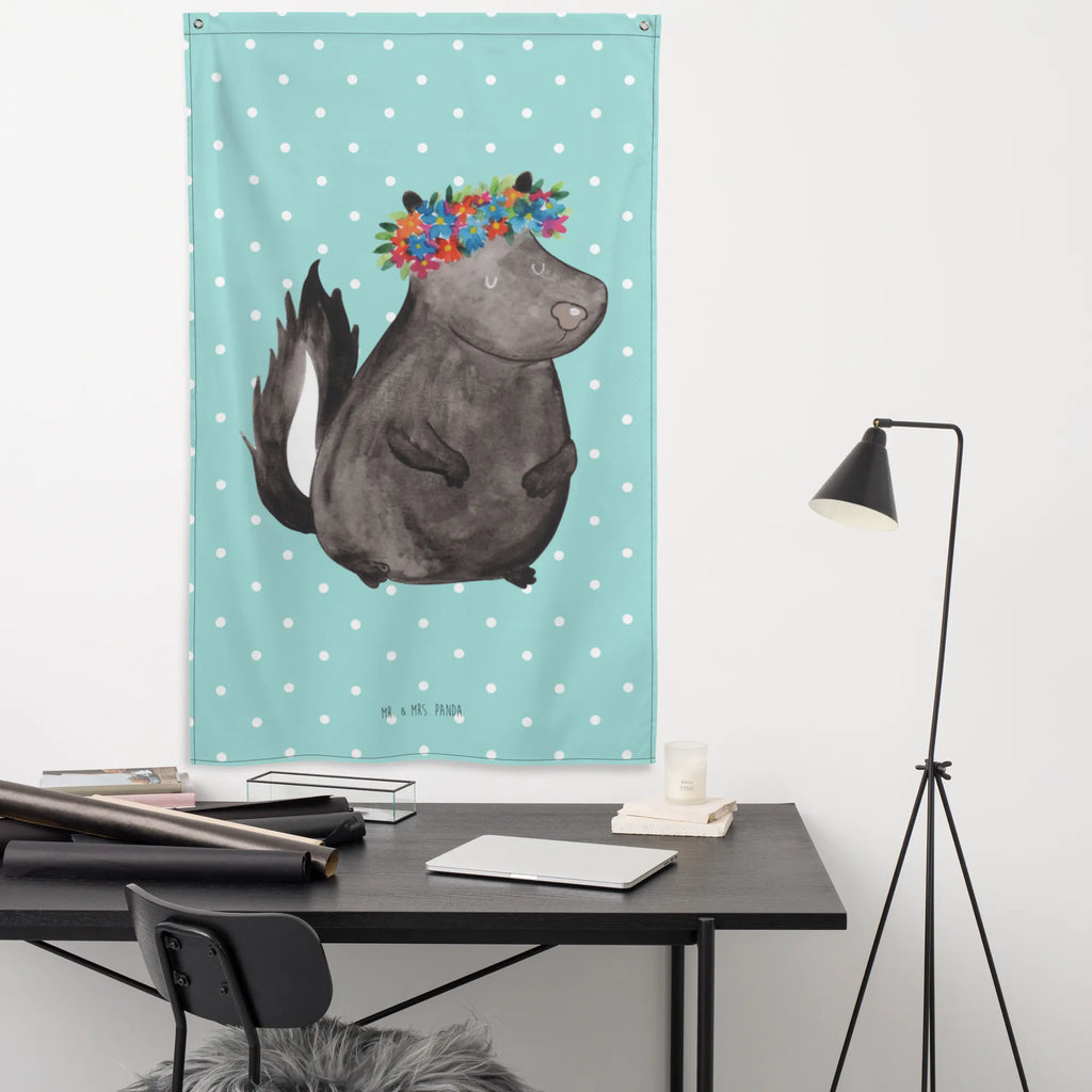 Tapestry skunk Girl Schmuck-Wandbehang, Tapisserie, Wandteppich, Kinderzimmer, Wandbehang, Kinderzimmer Wanddeko, Wand Deko, Dekoration, Kinderzimmer Deko, Textil-Kunst, Boho, Wandbild, Wandtuch, Tapestry, Wanddeko, Kinderzimmer Wand, Stinktier, Skunk, Stinki, Stinker, Namaste, Raubtier, Wildtier, Yoga