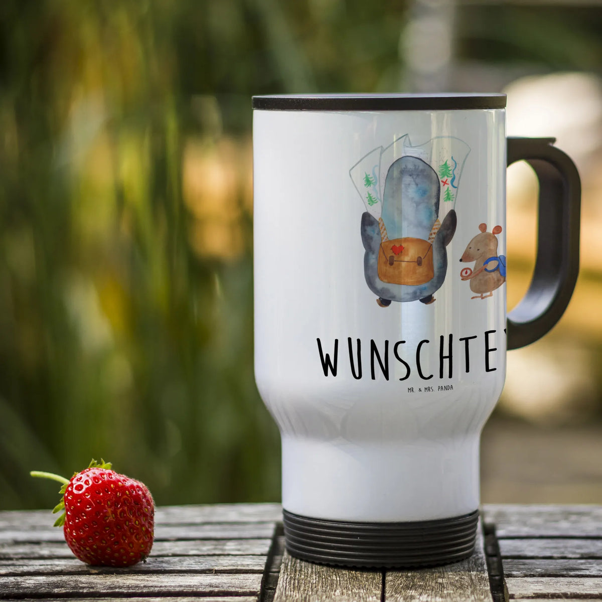 Personalisierter Thermobecher Pinguin & Maus Wanderer Isolierbecher personalisiert, Thermobecher Für Tee Personalisiert, Thermobecher Mit Text, Thermobecher Selbst Gestalten, Reisebecher Mit Gravur, Thermotasse personalisiert, Thermobecher Fürs Auto Mit Gravur, Becher mit Namen, Thermobecher personalisiert, Lustiger Thermobecher Mit Wunschtext, Großer Thermobecher Mit Wunschtext, Thermobecher Für Kaffee Mit Wunschtext, Tasse mit eigenem Namen, Kaffee To Go Becher personalisiert, Personalisierte Thermotasse, Moderner Thermobecher Mit Namen, Thermobecher Für Herren Mit Wunschtext, To Go Becher personalisiert, Doppelwandiger Thermobecher Mit Namen, Edelstahlbecher Personalisiert, Tasse mit Namen, Thermobecher Mit Motiv Und Text, Thermobecher Edelstahl Mit Gravur, Kaffeebecher To Go Mit Wunschtext, Tasse mit Wunschtext, Thermotasse mit Namen, Thermobecher bedrucken lassen, Thermobecher Für Damen Mit Namen, Kaffeebecher mit Namen, Becher bedrucken, Thermobecher Mit Namen, Kaffeetasse personalisiert, becher bedrucken lassen, Personalisierter Trinkbecher, Kleiner Thermobecher Mit Gravur, Thermobecher Mit Wunschtext, Auslaufsicherer Thermobecher Mit Gravur, Thermobecher Als Geschenk Mit Wunschtext, Tasse selbst gestalten, Thermobecher Für Kinder Mit Namen, Eleganter Thermobecher Mit Gravur, Personalisierter Kaffeebecher, Becher personalisiert, personalisierter becher, Thermobecher Büro Mit Wunschtext, Thermobecher Für Unterwegs Mit Text, kaffeetasse mit namen, becher mit wunschtext, personalisierter kaffeebecher to go, Trinkbecher selbst gestalten, Tasse personalisiert, Umweltfreundlicher Thermobecher Mit Gravur, Kaffeebecher personalisierbar, personalisierte kaffeetasse, Leichter Thermobecher Mit Namen, Thermobecher Mit Deckel Und Text, Thermobecher Kunststoff Personalisiert, Personalisierter To Go Becher, Trinkbecher mit Namen, Personalisierter Thermobecher, Kaffeebecher selbst gestalten, Thermobecher Schule Mit Namen, Nachhaltiger Thermobecher Mit Wunschtext, Tasse Bedrucken, Tasse personalisierbar, Personalisierte Tasse, Becher selbst gestalten, Trinkbecher personalisiert, Kaffeebecher personalisiert, Isolierbecher Mit Namen, Thermobecher Bedruckt Mit Wunschtext, Tasse personalisieren, Coffee to go Becher personalisiert, Campingbecher personalisiert, Kaffeebecher To Go personalisiert, Pinguin, Abenteuer, Wandern, Roadtrip, Wanderlust, Abenteurer, Pinguine, Ausflug