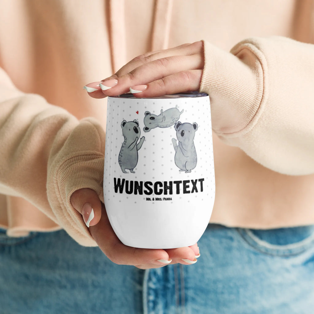 Personalisierter Weinbecher Koalas Feiern Thermo-Weinbecher Mit Namensaufdruck, Bambus-Weinbecher Mit Wunschname, Weinglas Für Zuhause Mit Namensgravur, Mundgeblasenes Weinglas Mit Namen, Weinbecher Mit Deckel Und Namen, Kristallglas Weinglas Mit Wunschname, Trinkbecher Wein Mit Namen, Weinbecher Für Camping Mit Namensgravur, Spülmaschinenfestes Weinglas Mit Gravur, Weinglas Mit Initialen, Universalglas Mit Namensgravur, Modernes Weinglas Mit Wunschname, Personalisierter Weinbecher, Öko Weinglas Mit Namensdruck, Weinglas Für Party Mit Wunschname, Weinbecher Aus Edelstahl Mit Namen, Rustikaler Weinbecher Mit Namen, Acryl-Weinbecher Mit Namensgravur, Weinglas Mit Namensgravur, Kelchglas Mit Wunschname, Becher Für Wein Mit Namensdruck, Stapelbares Weinglas Mit Namen, Umweltfreundliches Weinglas Mit Namen, Weinbecher Mit Namen, Becher Aus Edelstahl Für Wein Mit Namen, Kunststoff-Weinglas Mit Namen, Weinbecher Für Picknick Mit Namen, Reise-Weinbecher Mit Namen, Klassisches Weinglas Mit Namensgravur, Geburtstag, Geburtstagsgeschenk, Geschenk, Kind, Koala, Liebe, Familie, Eltern, Herz