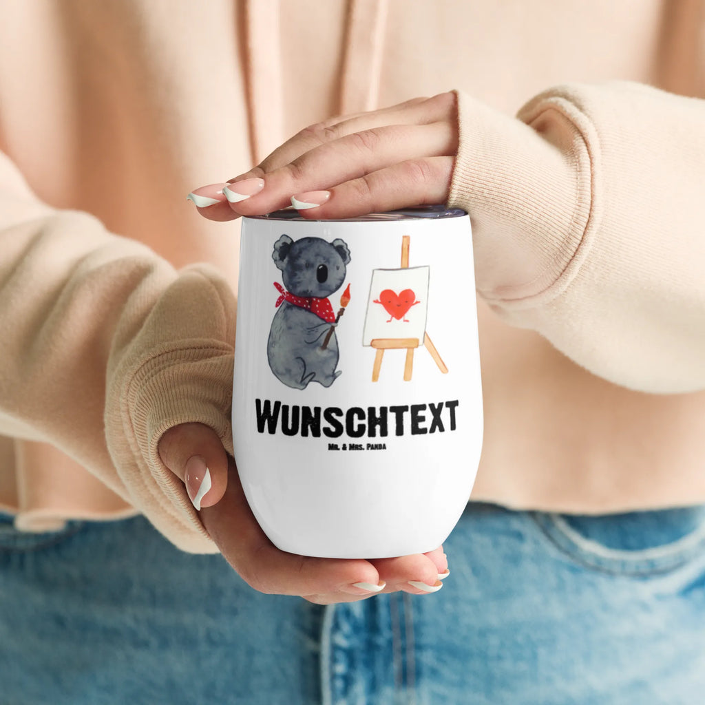 Personalisierter Weinbecher Koala Künstler Kunststoff-Weinglas Mit Namen, Weinbecher Für Camping Mit Namensgravur, Becher Für Wein Mit Namensdruck, Weinglas Mit Namensgravur, Weinbecher Für Picknick Mit Namen, Acryl-Weinbecher Mit Namensgravur, Personalisierter Weinbecher, Weinglas Für Zuhause Mit Namensgravur, Weinbecher Mit Deckel Und Namen, Mundgeblasenes Weinglas Mit Namen, Becher Aus Edelstahl Für Wein Mit Namen, Weinglas Für Party Mit Wunschname, Trinkbecher Wein Mit Namen, Reise-Weinbecher Mit Namen, Spülmaschinenfestes Weinglas Mit Gravur, Universalglas Mit Namensgravur, Weinbecher Mit Namen, Rustikaler Weinbecher Mit Namen, Kristallglas Weinglas Mit Wunschname, Stapelbares Weinglas Mit Namen, Klassisches Weinglas Mit Namensgravur, Thermo-Weinbecher Mit Namensaufdruck, Weinbecher Aus Edelstahl Mit Namen, Modernes Weinglas Mit Wunschname, Kelchglas Mit Wunschname, Weinglas Mit Initialen, Öko Weinglas Mit Namensdruck, Umweltfreundliches Weinglas Mit Namen, Bambus-Weinbecher Mit Wunschname, Koala, Koalabär, Künstler, Liebe, zeichnen, Liebesgeschenk, Gefühle, Liebensbeweis