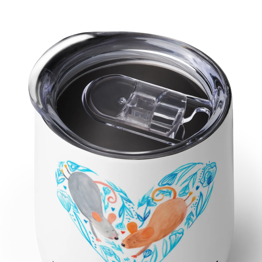 Personalisierter Weinbecher Mäuse Herz Kristallglas Weinglas Mit Wunschname, Becher Aus Edelstahl Für Wein Mit Namen, Thermo-Weinbecher Mit Namensaufdruck, Universalglas Mit Namensgravur, Weinglas Für Party Mit Wunschname, Spülmaschinenfestes Weinglas Mit Gravur, Bambus-Weinbecher Mit Wunschname, Weinbecher Für Picknick Mit Namen, Weinglas Für Zuhause Mit Namensgravur, Weinbecher Mit Namen, Weinbecher Aus Edelstahl Mit Namen, Mundgeblasenes Weinglas Mit Namen, Personalisierter Weinbecher, Rustikaler Weinbecher Mit Namen, Becher Für Wein Mit Namensdruck, Kunststoff-Weinglas Mit Namen, Öko Weinglas Mit Namensdruck, Stapelbares Weinglas Mit Namen, Klassisches Weinglas Mit Namensgravur, Reise-Weinbecher Mit Namen, Umweltfreundliches Weinglas Mit Namen, Weinbecher Für Camping Mit Namensgravur, Weinbecher Mit Deckel Und Namen, Kelchglas Mit Wunschname, Acryl-Weinbecher Mit Namensgravur, Weinglas Mit Initialen, Trinkbecher Wein Mit Namen, Modernes Weinglas Mit Wunschname, Weinglas Mit Namensgravur, Freundin, Freund, Liebe, Liebesgeschenk, Jahrestag, Verlobung, Partner, Ehemann, Ehefrau, Heiraten, Heiratsantrag, Hocheitstag, Geschenk für Zwei, Gemeinsamkeit, Hochzeit, Mäuse, Love, Liebesbeweis, Maus, Liebesbotschaft, Lieblingsmensch