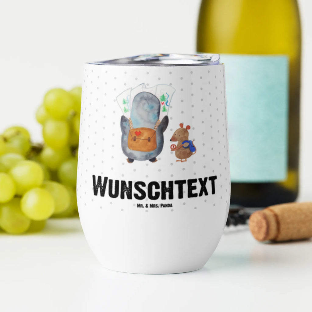 Personalisierter Weinbecher Pinguin & Maus Wanderer Weinglas Mit Initialen, Rustikaler Weinbecher Mit Namen, Bambus-Weinbecher Mit Wunschname, Weinbecher Für Camping Mit Namensgravur, Kelchglas Mit Wunschname, Öko Weinglas Mit Namensdruck, Weinbecher Mit Namen, Acryl-Weinbecher Mit Namensgravur, Spülmaschinenfestes Weinglas Mit Gravur, Weinglas Mit Namensgravur, Stapelbares Weinglas Mit Namen, Kristallglas Weinglas Mit Wunschname, Becher Aus Edelstahl Für Wein Mit Namen, Weinbecher Aus Edelstahl Mit Namen, Mundgeblasenes Weinglas Mit Namen, Klassisches Weinglas Mit Namensgravur, Weinbecher Für Picknick Mit Namen, Weinbecher Mit Deckel Und Namen, Trinkbecher Wein Mit Namen, Universalglas Mit Namensgravur, Kunststoff-Weinglas Mit Namen, Weinglas Für Party Mit Wunschname, Weinglas Für Zuhause Mit Namensgravur, Umweltfreundliches Weinglas Mit Namen, Thermo-Weinbecher Mit Namensaufdruck, Modernes Weinglas Mit Wunschname, Becher Für Wein Mit Namensdruck, Personalisierter Weinbecher, Reise-Weinbecher Mit Namen, Pinguin, wandern, Ausflug, Abenteurer, Pinguine, Roadtrip, Wanderlust, Abenteuer