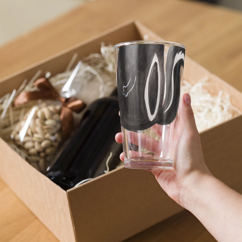 Personalisiertes Trinkglas Stinktier sitzend Premium Trinkglas Für Zuhause Mit Wunschname, Premium Trinkglas Mit Henkel Und Namensgravur, Premium Longdrinkglas Mit Namen, Premium Weinglas Mit Wunschname, Premium Trinkglas Aus Kristallglas Mit Namen, Premium Trinkglas Mit Namen, Premium Trinkglas Ohne Henkel Mit Namen, Premium Whiskyglas Mit Namensgravur, Premium Trinkglas Spülmaschinenfest Mit Namensgravur, Premium Sektglas Mit Wunschname, Premium Cocktailglas Mit Namensgravur, Luxus Trinkglas Mit Wunschname, Premium Trinkglas Aus Borosilikatglas Mit Wunschname, Premium Trinkglas Dünnwandig Mit Namen, Kristall Trinkglas Mit Wunschname, Premium Wasserglas Mit Namen, Premium Barglas Mit Wunschname, Premium Glas-Set Mit Namensgravur, Hochwertiges Trinkglas Mit Namensgravur, Premium Trinkglas Für Bar Mit Namensgravur, Premium Trinkglas Dickwandig Mit Wunschname, Kristallklares Trinkglas Mit Namensgravur, Edles Trinkglas Mit Namen, Premium Bierglas Mit Namen, Premium Tumbler Mit Wunschname, Premium Trinkglas Geschenkidee Mit Namen, Premium Likörglas Mit Namen, Premium Trinkglas Set Mit Wunschname, Personalisierbares Premium Trinkglas Mit Namensgravur, Premium Saftglas Mit Namensgravur, Designer Trinkglas Mit Namensgravur, Stinktier, Skunk, Büro, Raubtier, Recht, Spruch, Wildtier, Stinker, Besserwisser, Stinki