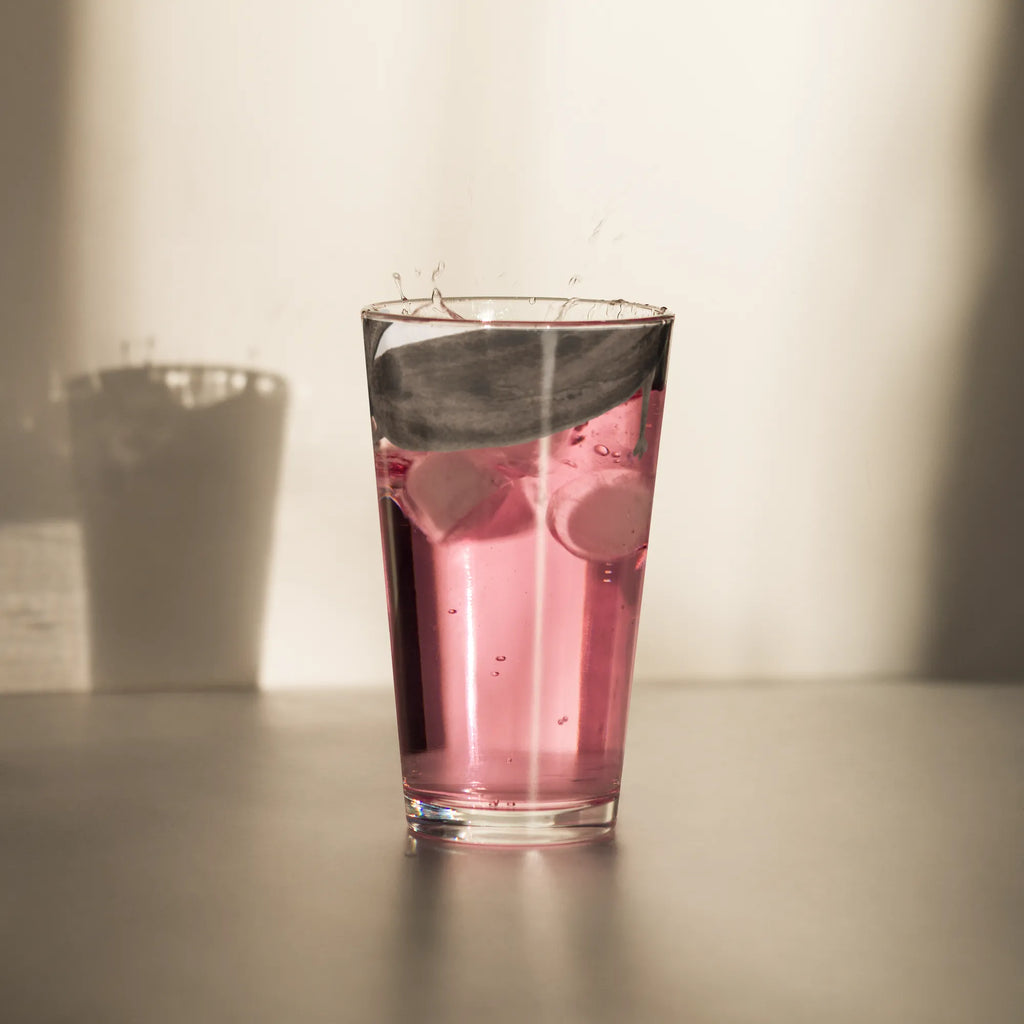 Personalisiertes Trinkglas Stinktier Yoga Edles Trinkglas Mit Namen, Premium Saftglas Mit Namensgravur, Luxus Trinkglas Mit Wunschname, Premium Weinglas Mit Wunschname, Premium Trinkglas Für Zuhause Mit Wunschname, Premium Trinkglas Aus Kristallglas Mit Namen, Premium Trinkglas Set Mit Wunschname, Premium Whiskyglas Mit Namensgravur, Personalisierbares Premium Trinkglas Mit Namensgravur, Kristallklares Trinkglas Mit Namensgravur, Premium Trinkglas Geschenkidee Mit Namen, Premium Trinkglas Aus Borosilikatglas Mit Wunschname, Premium Sektglas Mit Wunschname, Premium Trinkglas Spülmaschinenfest Mit Namensgravur, Premium Trinkglas Ohne Henkel Mit Namen, Premium Wasserglas Mit Namen, Premium Barglas Mit Wunschname, Premium Glas-Set Mit Namensgravur, Premium Tumbler Mit Wunschname, Premium Trinkglas Mit Namen, Premium Trinkglas Dünnwandig Mit Namen, Premium Trinkglas Für Bar Mit Namensgravur, Premium Trinkglas Dickwandig Mit Wunschname, Premium Bierglas Mit Namen, Hochwertiges Trinkglas Mit Namensgravur, Designer Trinkglas Mit Namensgravur, Kristall Trinkglas Mit Wunschname, Premium Longdrinkglas Mit Namen, Premium Likörglas Mit Namen, Premium Trinkglas Mit Henkel Und Namensgravur, Premium Cocktailglas Mit Namensgravur, Stinktier, Skunk, Yoga, Namaste, Stinker, Wildtier, Liebe, Lache, Stinki, Lebe, Raubtier