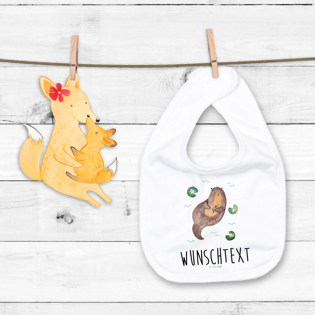 Personalisiertes Babylätzchen Otter mit Seerose Babylätzchen Selbst Gestalten, Dreieckstuch Baby Mit Namen, Bio Babylätzchen Personalisiert, Baby Lätzchen Geschenk Mit Namen, Lätzchen Mit Initialen, Handgemachtes Babylätzchen Mit Personalisierung, Baby Lätzchen Mit Wunschtext, Babyhalstuch Mit Namen, Baby Halstuch Mit Persönlichem Text, Lätzchen Mit Spruch Und Namen, Baumwoll Lätzchen Mit Text, Personalisiertes Babylätzchen Für Jungen, Babylätzchen Mit Motiv Und Namen, Bedrucktes Babylätzchen Mit Wunschtext, Halstuch Für Babys Personalisiert, Lustiges Lätzchen Mit Wunschtext, Neugeborenen Lätzchen Mit Namen, Individuelles Babylätzchen, Lätzchen Mit Datum Oder Spruch, Sabberlätzchen Personalisiert, Personalisiertes Babylätzchen Für Mädchen, Babylätzchen Mit Text Für Kita Oder Krippe, Geschenkidee Baby Lätzchen Personalisiert, Spucktuch Baby Mit Name, Babylätzchen Für Taufe Personalisiert, Personalisierter Babylätzchen, Babylätzchen Mit Namen, Otter, Fischotter, Seeotter, Otter Seeotter See Otter