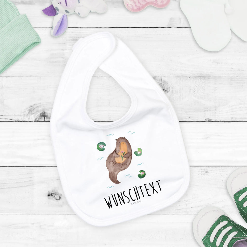 Personalisiertes Babylätzchen Otter mit Seerose Babylätzchen Selbst Gestalten, Dreieckstuch Baby Mit Namen, Bio Babylätzchen Personalisiert, Baby Lätzchen Geschenk Mit Namen, Lätzchen Mit Initialen, Handgemachtes Babylätzchen Mit Personalisierung, Baby Lätzchen Mit Wunschtext, Babyhalstuch Mit Namen, Baby Halstuch Mit Persönlichem Text, Lätzchen Mit Spruch Und Namen, Baumwoll Lätzchen Mit Text, Personalisiertes Babylätzchen Für Jungen, Babylätzchen Mit Motiv Und Namen, Bedrucktes Babylätzchen Mit Wunschtext, Halstuch Für Babys Personalisiert, Lustiges Lätzchen Mit Wunschtext, Neugeborenen Lätzchen Mit Namen, Individuelles Babylätzchen, Lätzchen Mit Datum Oder Spruch, Sabberlätzchen Personalisiert, Personalisiertes Babylätzchen Für Mädchen, Babylätzchen Mit Text Für Kita Oder Krippe, Geschenkidee Baby Lätzchen Personalisiert, Spucktuch Baby Mit Name, Babylätzchen Für Taufe Personalisiert, Personalisierter Babylätzchen, Babylätzchen Mit Namen, Otter, Fischotter, Seeotter, Otter Seeotter See Otter