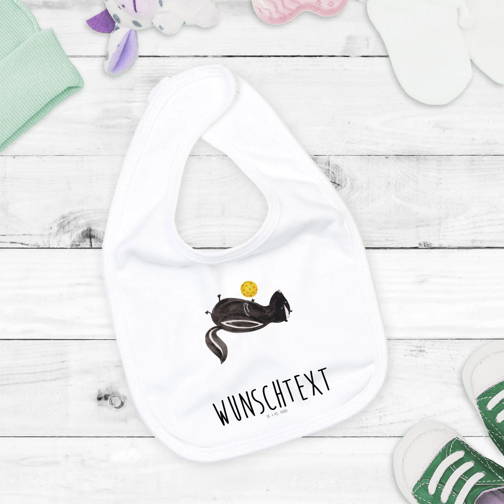 Personalised bib skunks piłka Personalisierter Babylätzchen, Handgemachtes Babylätzchen Mit Personalisierung, Lätzchen Mit Initialen, Bio Babylätzchen Personalisiert, Babyhalstuch Mit Namen, Babylätzchen Mit Namen, Dreieckstuch Baby Mit Namen, Baby Halstuch Mit Persönlichem Text, Lustiges Lätzchen Mit Wunschtext, Sabberlätzchen Personalisiert, Lätzchen Mit Datum Oder Spruch, Babylätzchen Mit Motiv Und Namen, Personalisiertes Babylätzchen Für Jungen, Baumwoll Lätzchen Mit Text, Geschenkidee Baby Lätzchen Personalisiert, Halstuch Für Babys Personalisiert, Babylätzchen Selbst Gestalten, Babylätzchen Mit Text Für Kita Oder Krippe, Babylätzchen Für Taufe Personalisiert, Spucktuch Baby Mit Name, Baby Lätzchen Mit Wunschtext, Personalisiertes Babylätzchen Für Mädchen, Lätzchen Mit Spruch Und Namen, Neugeborenen Lätzchen Mit Namen, Individuelles Babylätzchen, Baby Lätzchen Geschenk Mit Namen, Bedrucktes Babylätzchen Mit Wunschtext, Stinktier, Skunk, Stinki, verspielt, Weisheit, Wildtier, Stinker, Raubtier