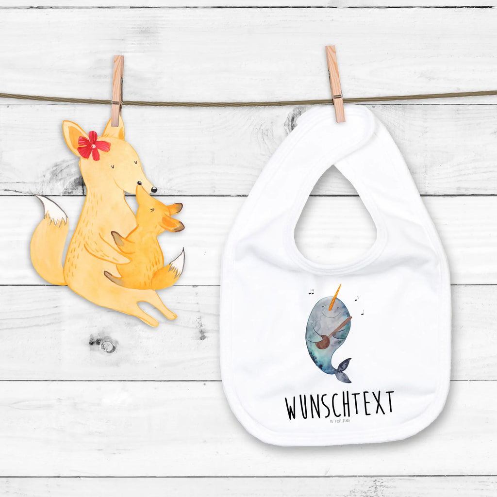 Personalisiertes Babylätzchen Narwal Gitarre Individuelles Babylätzchen, Halstuch Für Babys Personalisiert, Bedrucktes Babylätzchen Mit Wunschtext, Babylätzchen Selbst Gestalten, Baumwoll Lätzchen Mit Text, Geschenkidee Baby Lätzchen Personalisiert, Sabberlätzchen Personalisiert, Bio Babylätzchen Personalisiert, Lätzchen Mit Spruch Und Namen, Handgemachtes Babylätzchen Mit Personalisierung, Babylätzchen Für Taufe Personalisiert, Babyhalstuch Mit Namen, Dreieckstuch Baby Mit Namen, Baby Halstuch Mit Persönlichem Text, Personalisiertes Babylätzchen Für Jungen, Spucktuch Baby Mit Name, Lustiges Lätzchen Mit Wunschtext, Personalisiertes Babylätzchen Für Mädchen, Baby Lätzchen Mit Wunschtext, Baby Lätzchen Geschenk Mit Namen, Lätzchen Mit Initialen, Babylätzchen Mit Namen, Neugeborenen Lätzchen Mit Namen, Babylätzchen Mit Motiv Und Namen, Babylätzchen Mit Text Für Kita Oder Krippe, Personalisierter Babylätzchen, Lätzchen Mit Datum Oder Spruch, Meerestiere, Meer, Urlaub, Wal, Tanzen, Gespräche, Problemlösung, Probleme, Frust, Narwal, Gitarre
