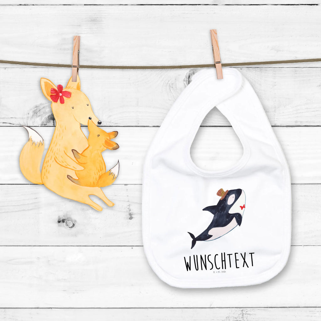 Personalisiertes Babylätzchen Orca Zylinder Spucktuch Baby Mit Name, Personalisiertes Babylätzchen Für Jungen, Sabberlätzchen Personalisiert, Babylätzchen Mit Namen, Baby Lätzchen Mit Wunschtext, Bio Babylätzchen Personalisiert, Lätzchen Mit Spruch Und Namen, Personalisierter Babylätzchen, Baby Halstuch Mit Persönlichem Text, Babylätzchen Mit Motiv Und Namen, Bedrucktes Babylätzchen Mit Wunschtext, Handgemachtes Babylätzchen Mit Personalisierung, Dreieckstuch Baby Mit Namen, Geschenkidee Baby Lätzchen Personalisiert, Lätzchen Mit Initialen, Baumwoll Lätzchen Mit Text, Neugeborenen Lätzchen Mit Namen, Individuelles Babylätzchen, Halstuch Für Babys Personalisiert, Baby Lätzchen Geschenk Mit Namen, Babylätzchen Mit Text Für Kita Oder Krippe, Lustiges Lätzchen Mit Wunschtext, Lätzchen Mit Datum Oder Spruch, Babyhalstuch Mit Namen, Babylätzchen Selbst Gestalten, Personalisiertes Babylätzchen Für Mädchen, Babylätzchen Für Taufe Personalisiert, Meerestiere, Meer, Urlaub, Glückwunsch, Narwal, Fest, Fete, Geburtstag, Glitzer, Glitter, Konfetti, Feier, Orca